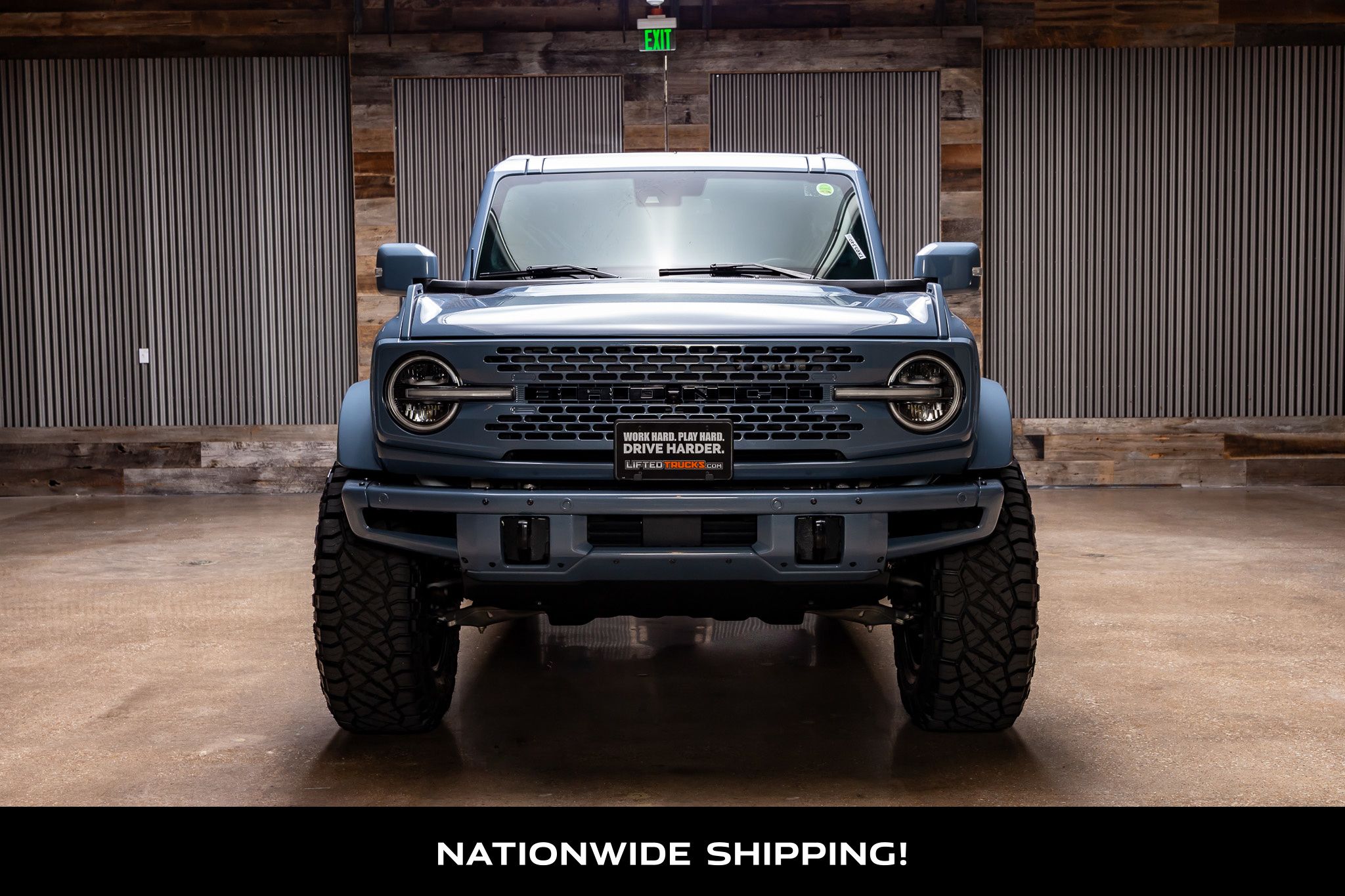 2024 Ford Bronco Wildtrak photo 2