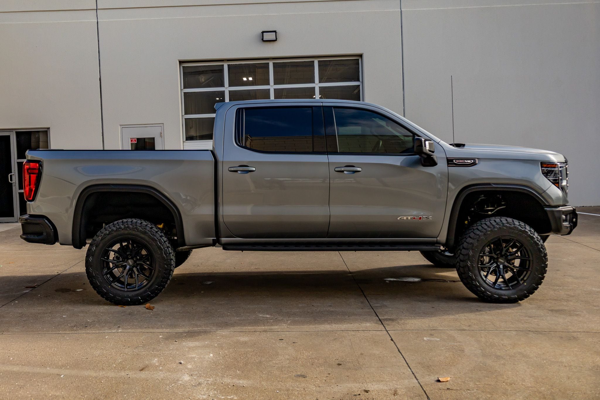 2026 GMC Sierra 1500 AT4X - Photo 11