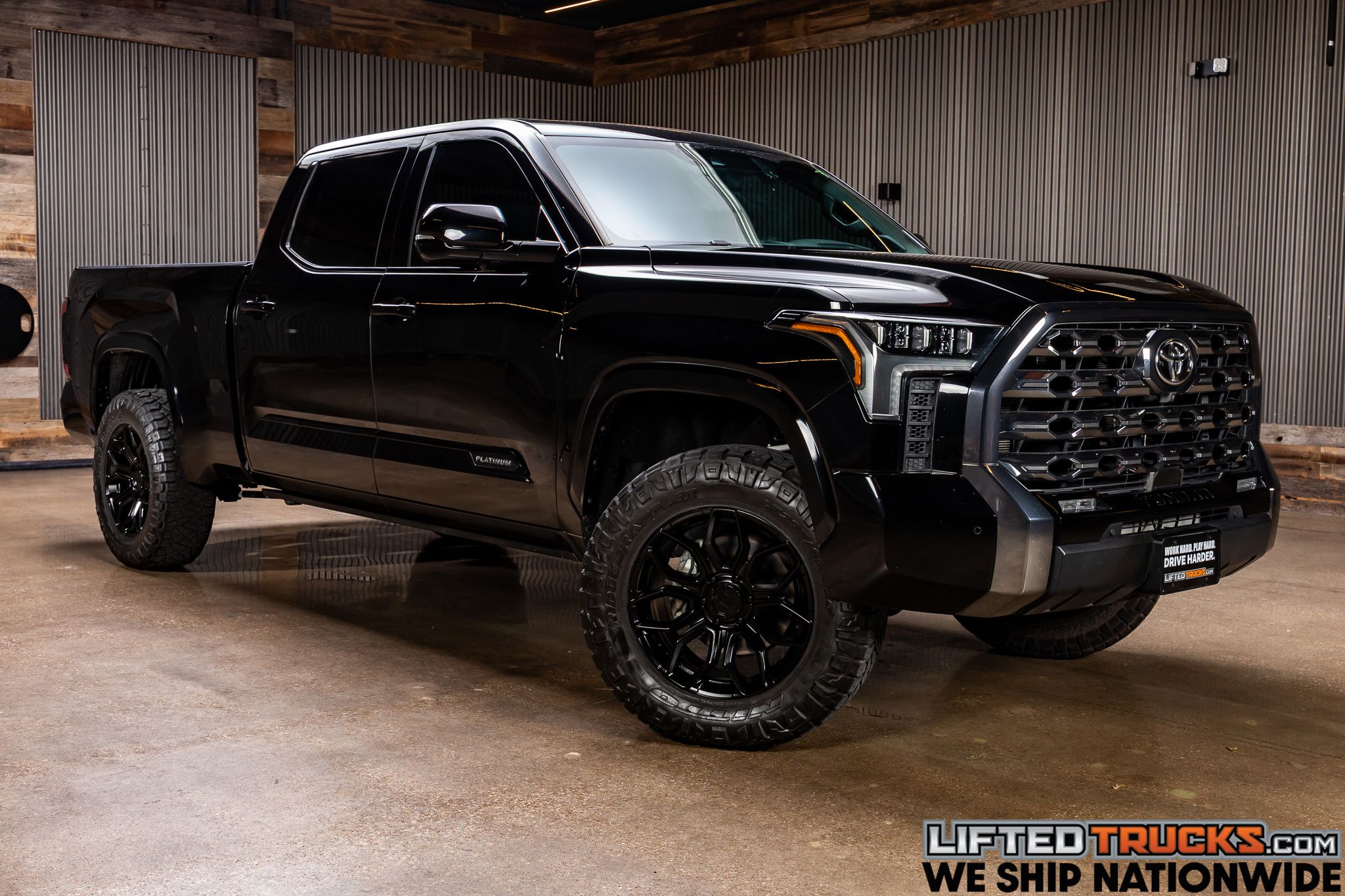 2023 Toyota Tundra Platinum's photo