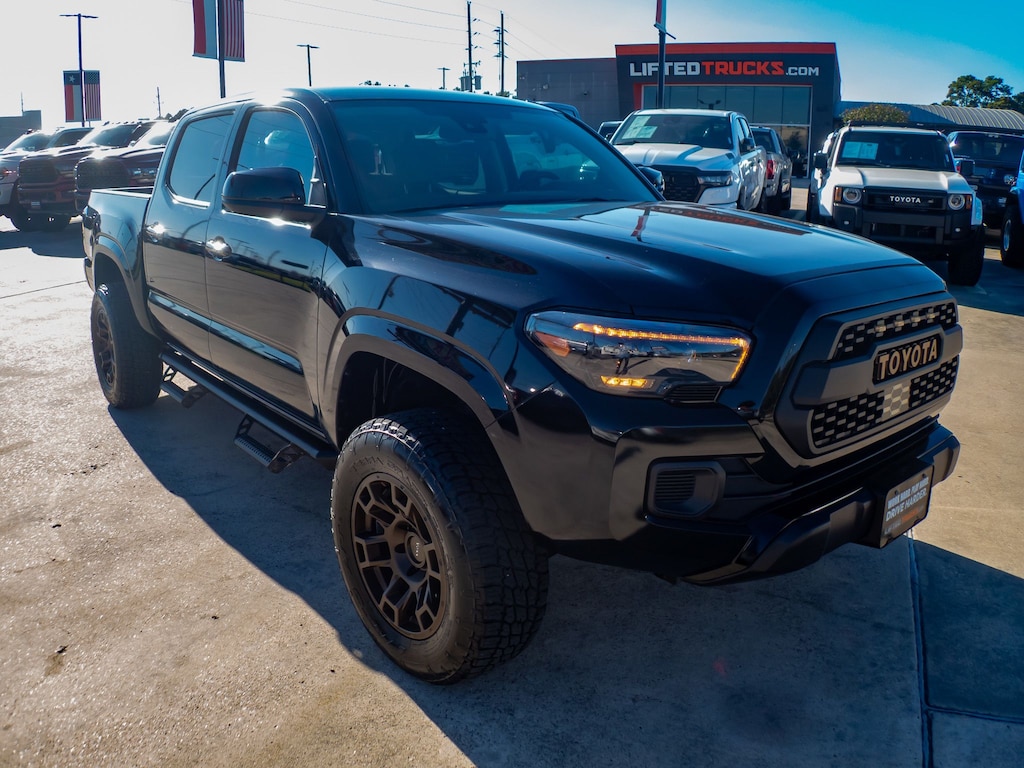 Used 2023 Toyota Tacoma SR Truck