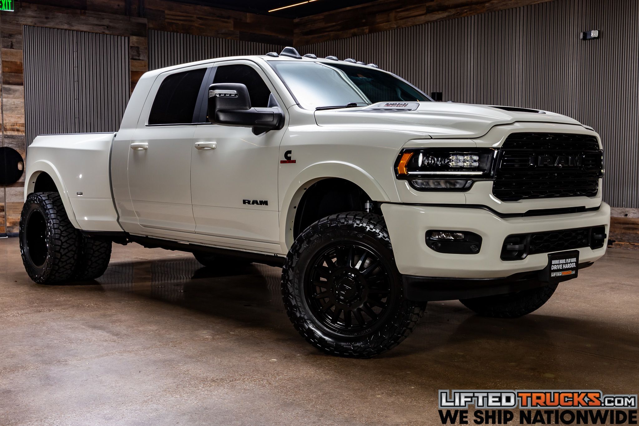 2024 RAM Ram 3500 Pickup Limited's photo