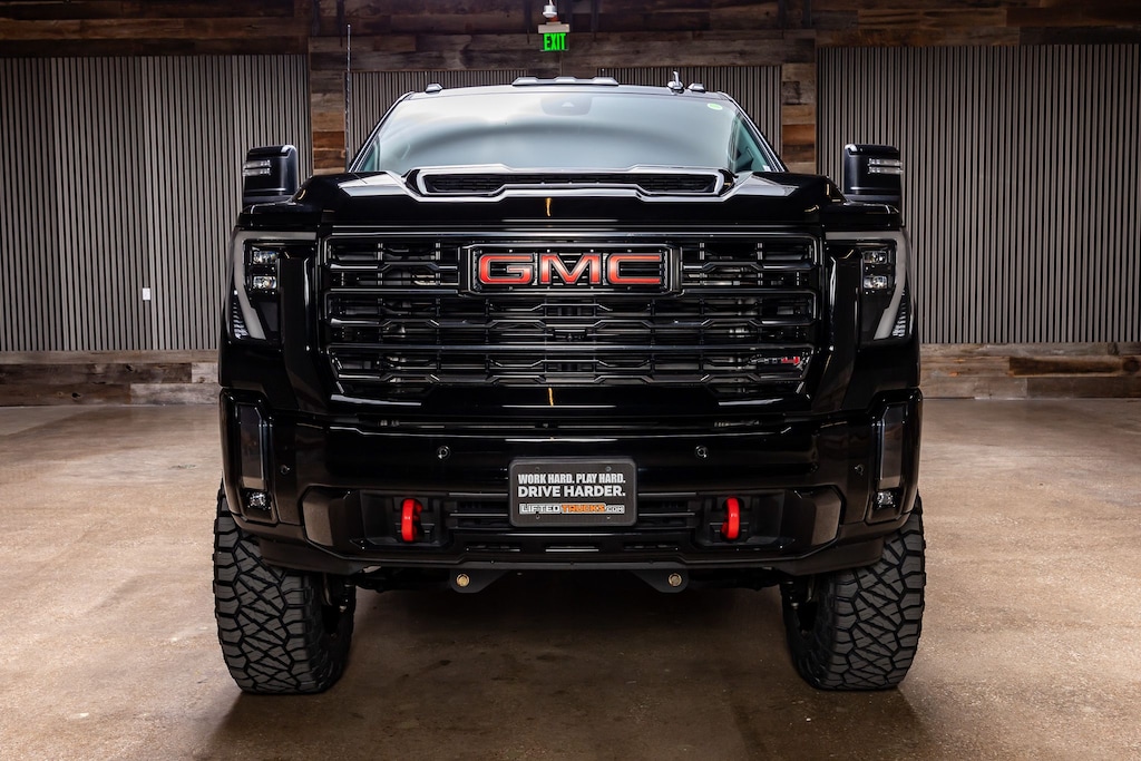 Used 2024 GMC Sierra 2500HD AT4 Truck