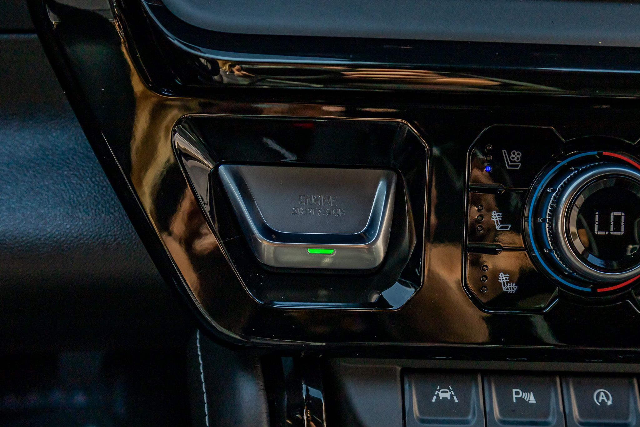 2026 GMC Sierra 1500 AT4X - Photo 23