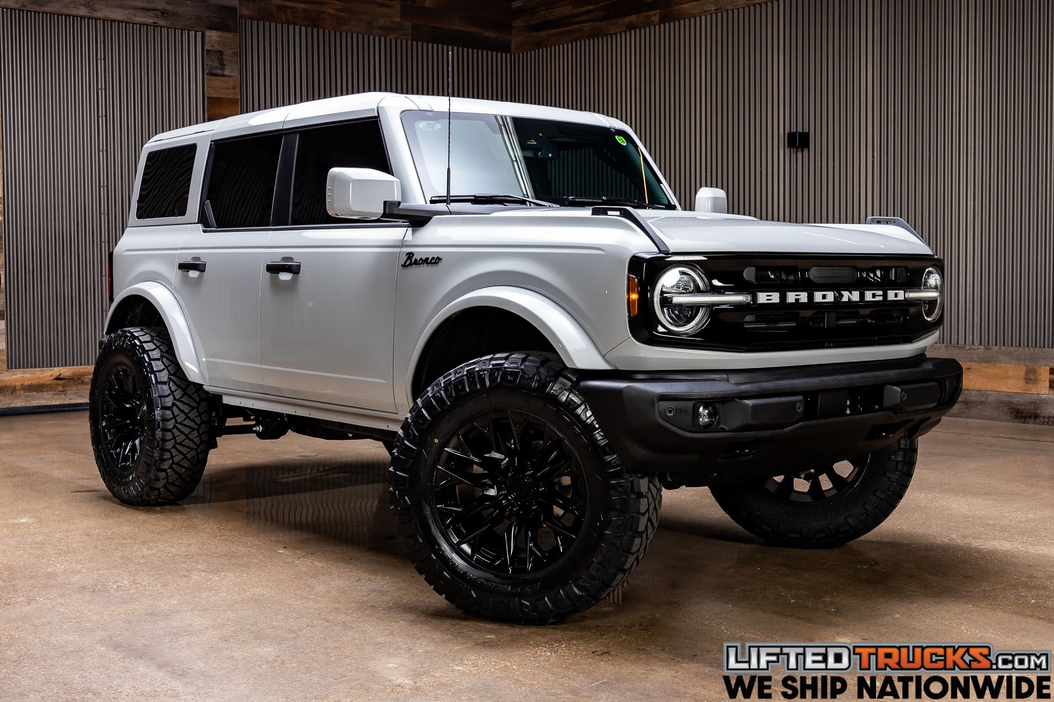 2026 Ford Bronco Outer Banks 4x4's photo