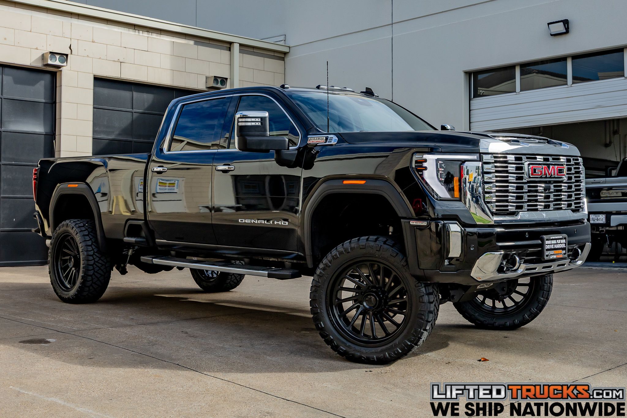 2024 GMC Sierra 4WD Crew Cab Standard Box Denali's photo