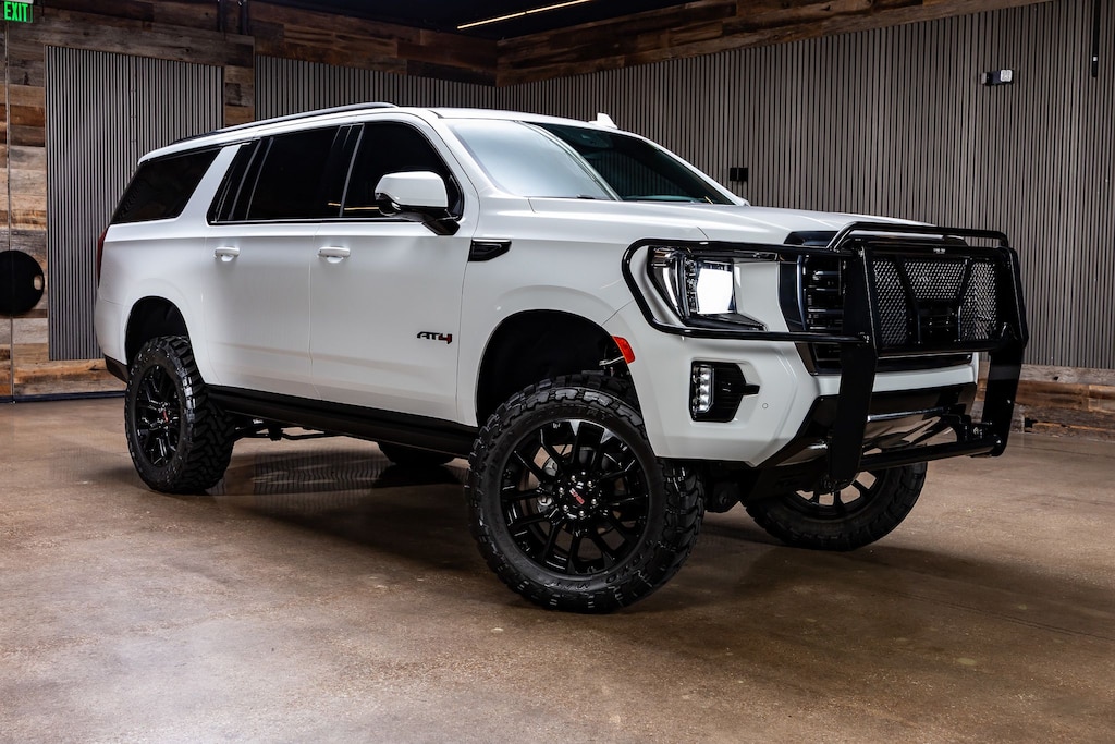Used 2023 GMC Yukon XL AT4 SUV