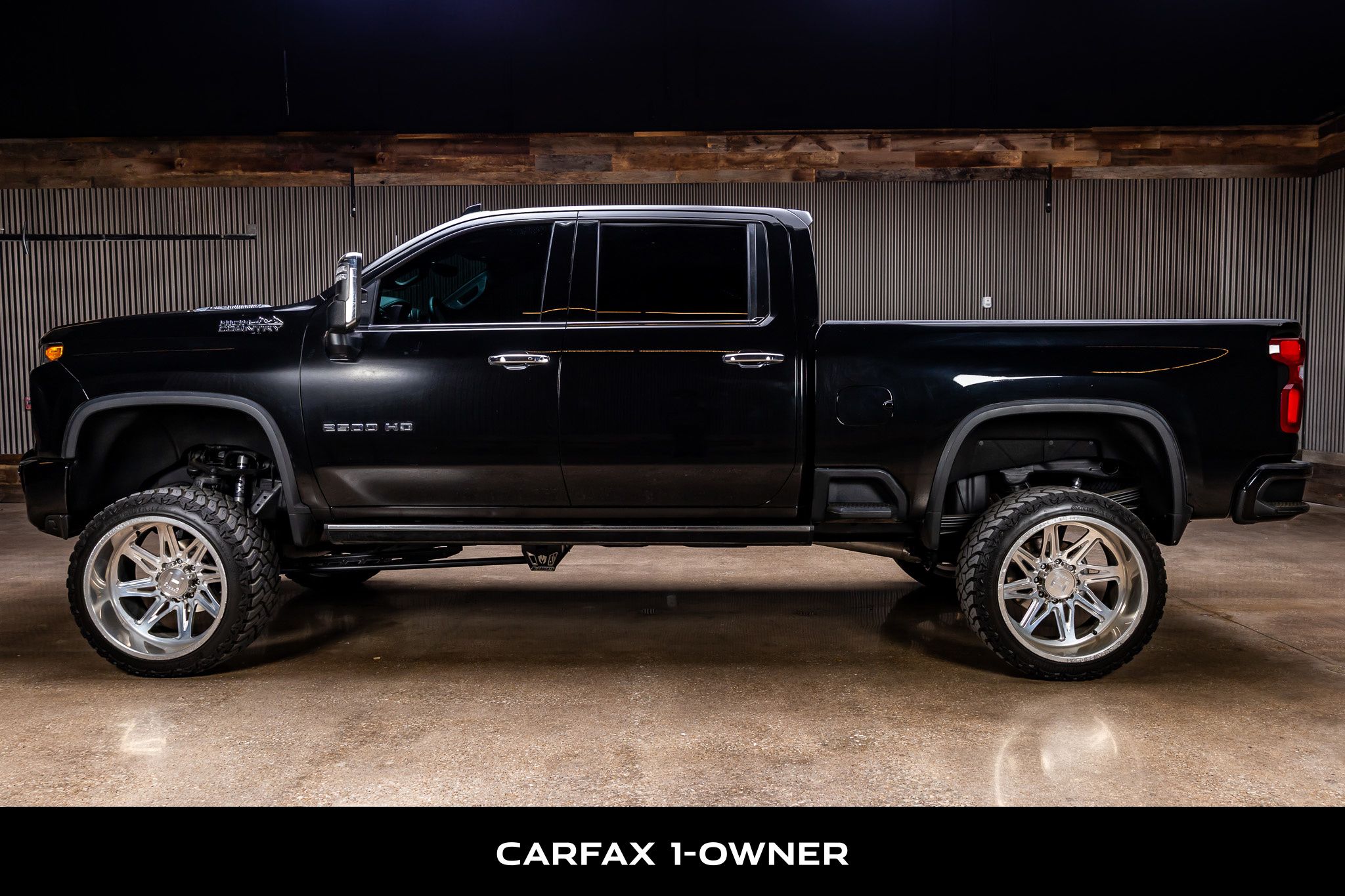 Image 5 of 2022 Chevrolet Silverado 2500HD High Country Truck