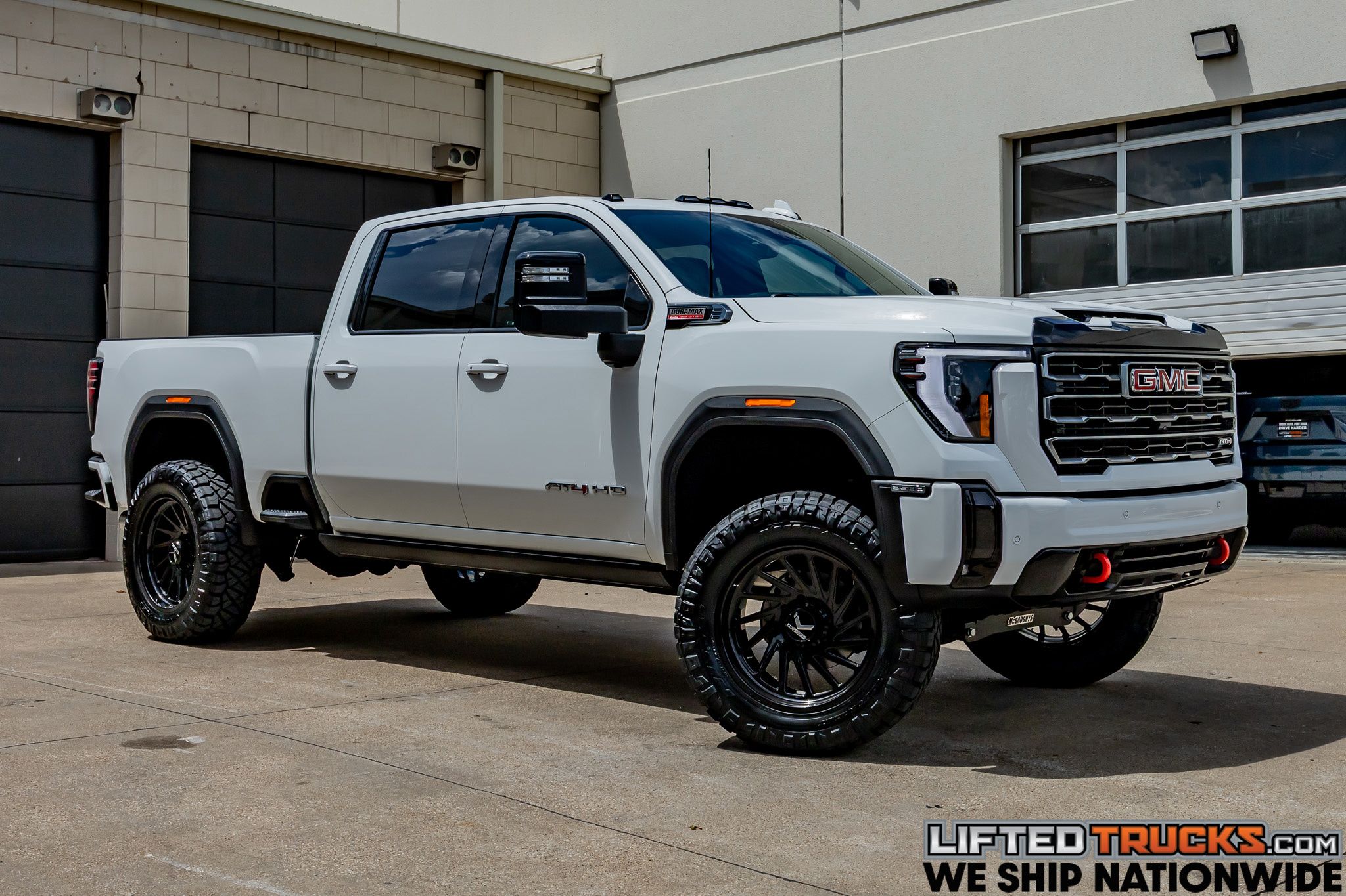 2025 GMC Sierra 4WD Crew Cab Standard Box AT4's photo