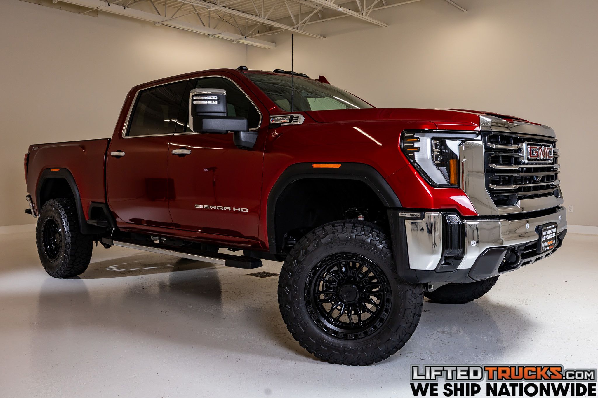2026 GMC Sierra 4WD Crew Cab Standard Box SLT's photo