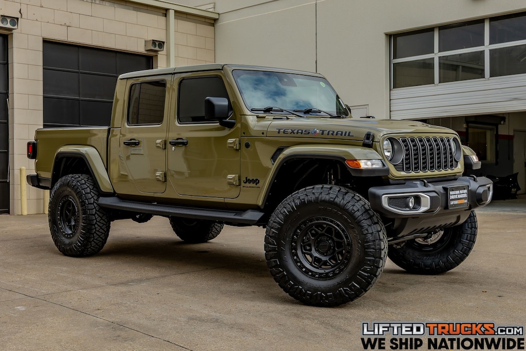 Used 2025 Jeep Gladiator Texas Trail Truck