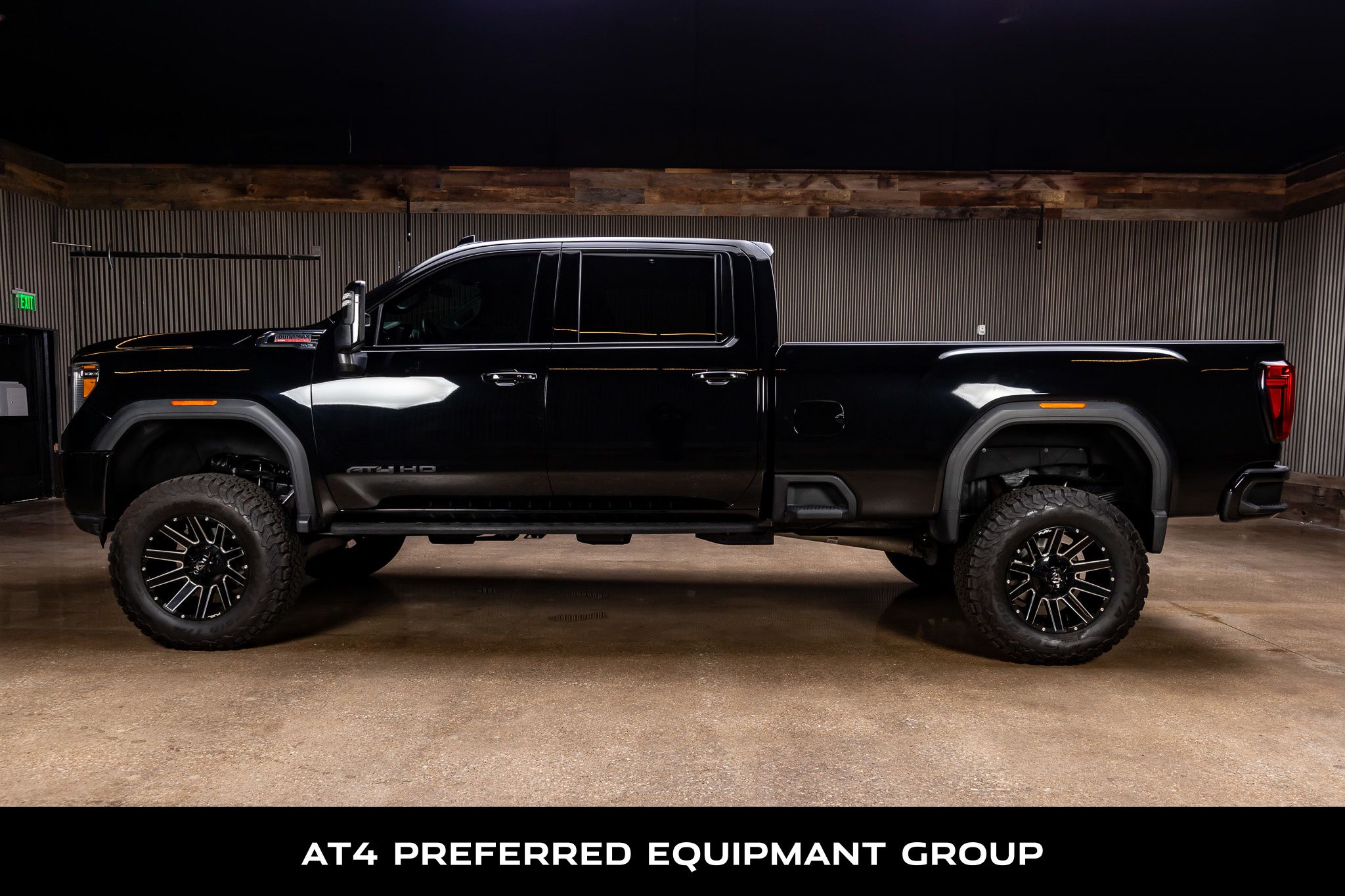 Image 5 of 2022 GMC Sierra 2500HD AT4 Truck
