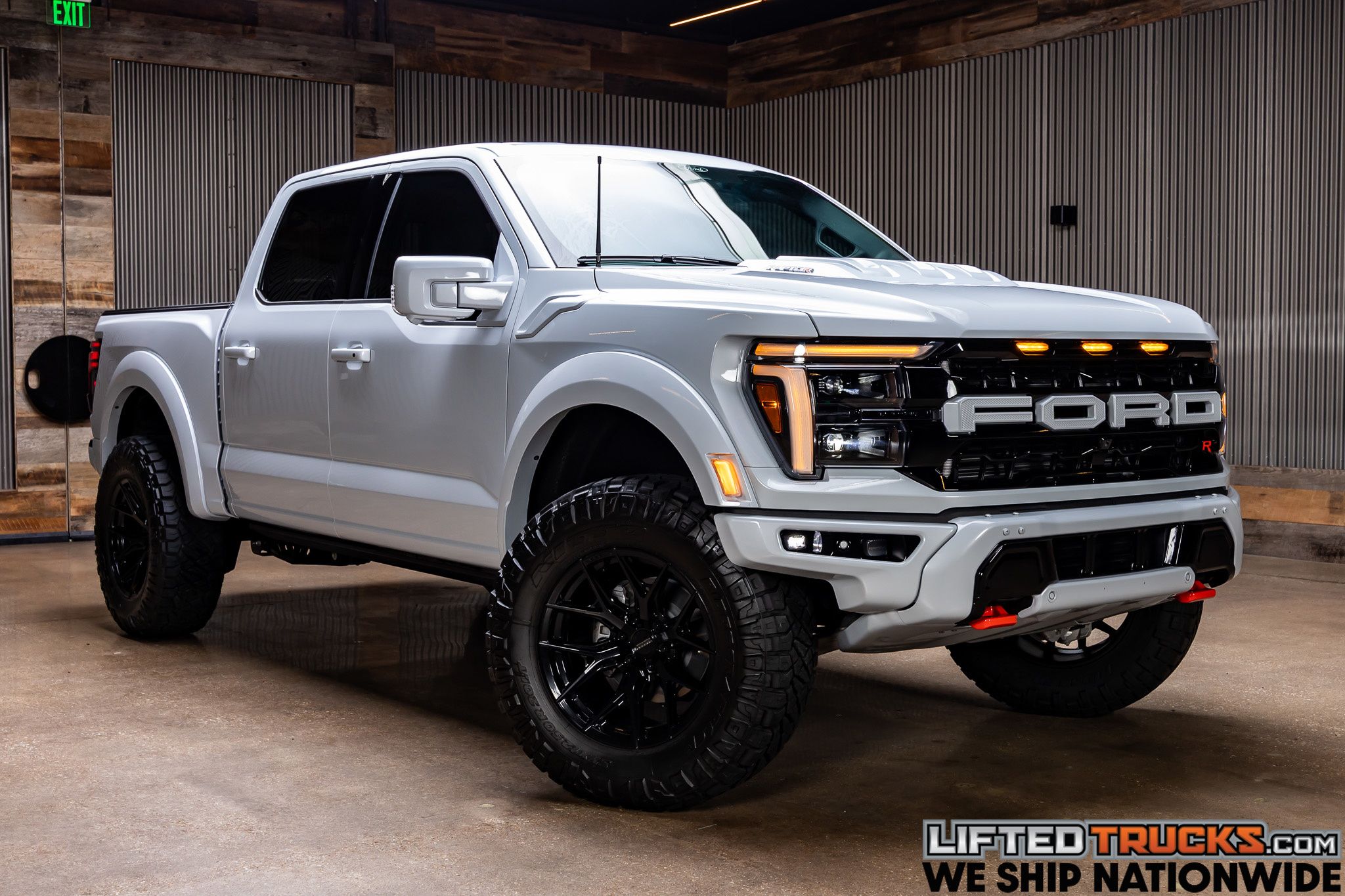 2025 Ford F-150 Raptor 4x4 SuperCrew 5-1/2 Box's photo