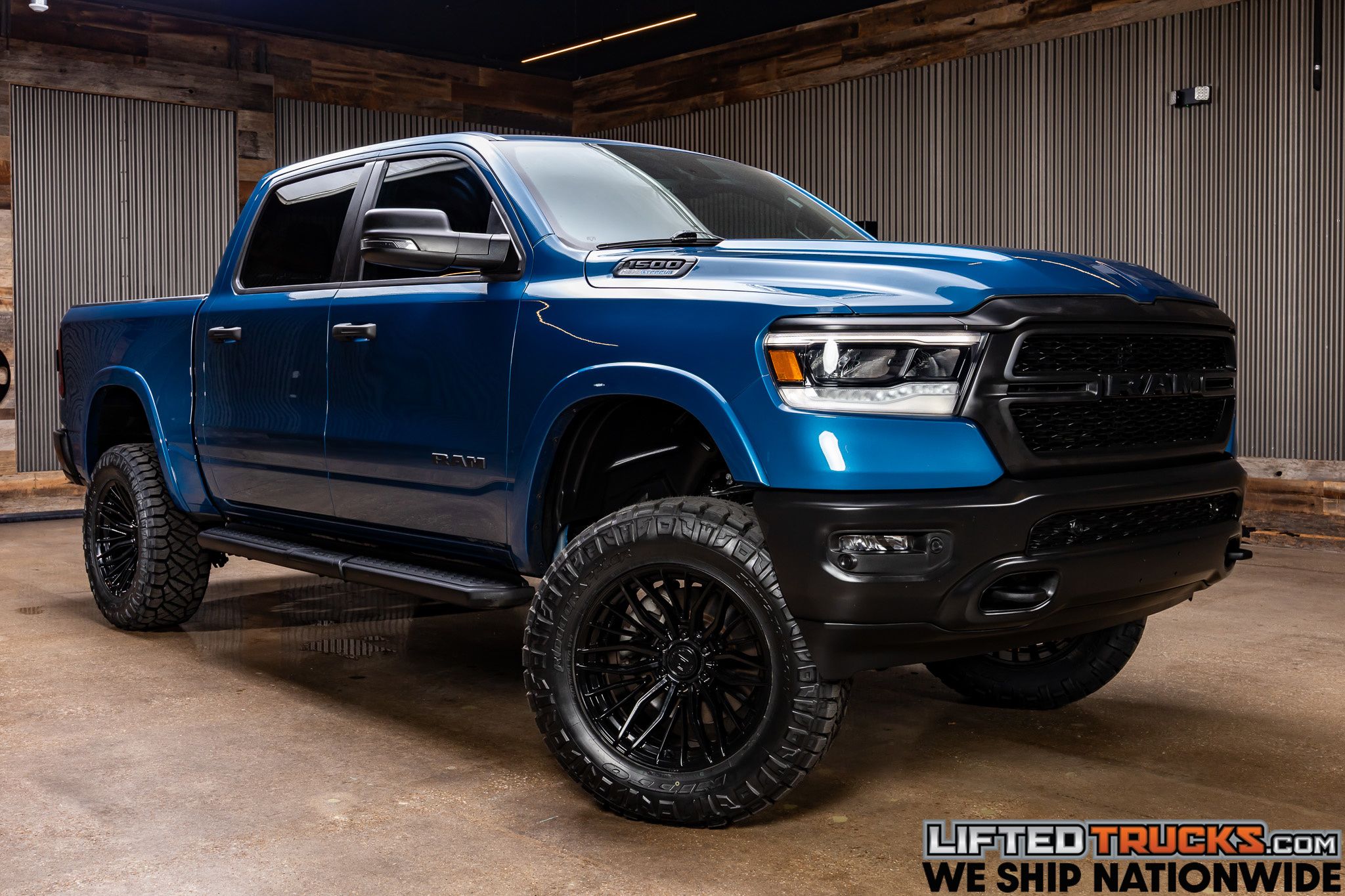 2024 RAM 1500 Big Horn/Lone Star 4x4 Crew Cab 5'7's photo