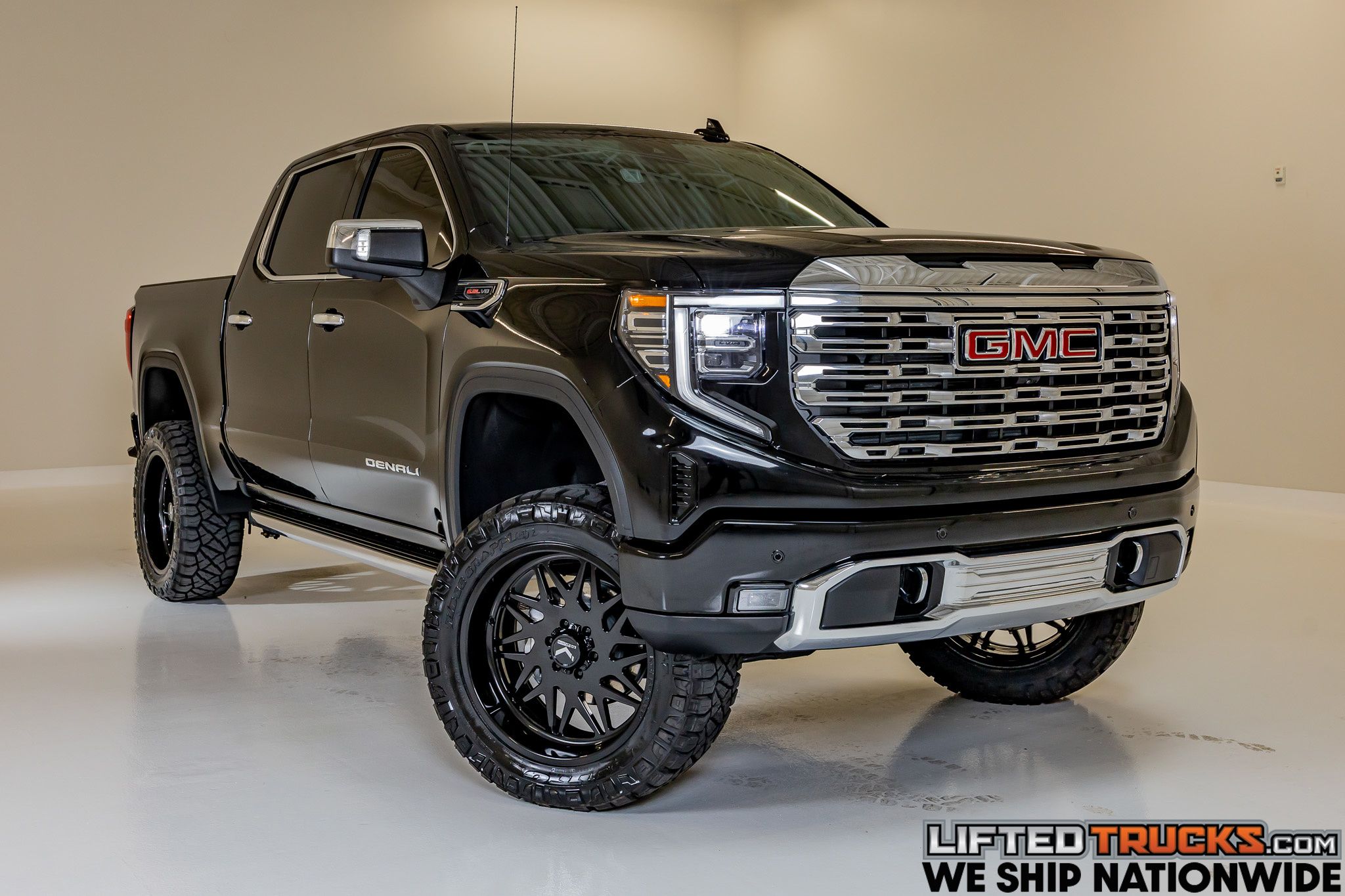 2025 GMC Sierra 4WD Crew Cab Short Box Denali's photo