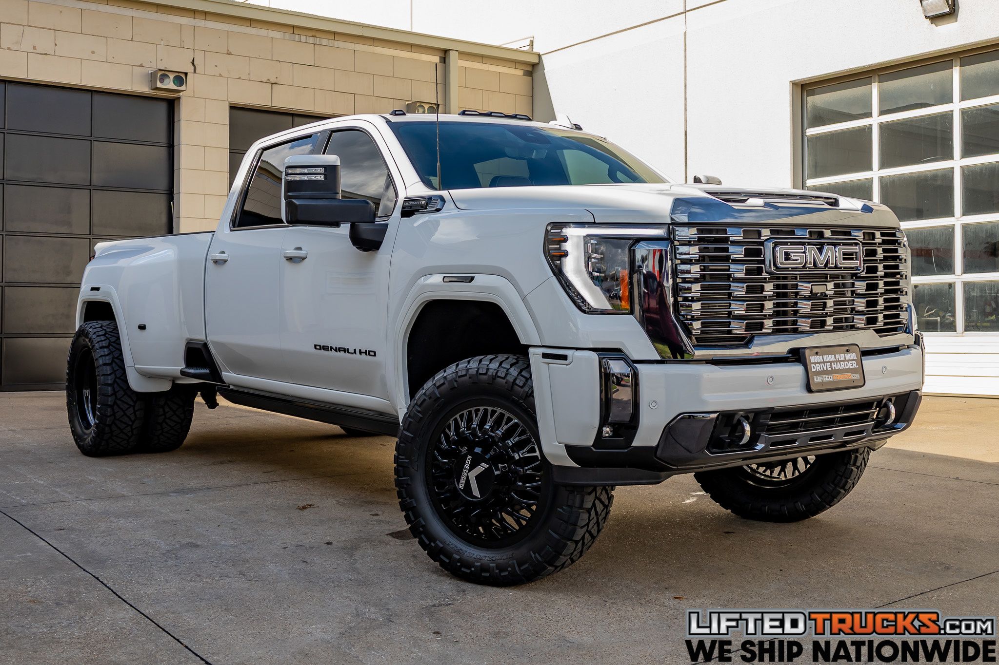 2024 GMC Sierra 4WD Crew Cab LB DRW Denali Ultimate's photo