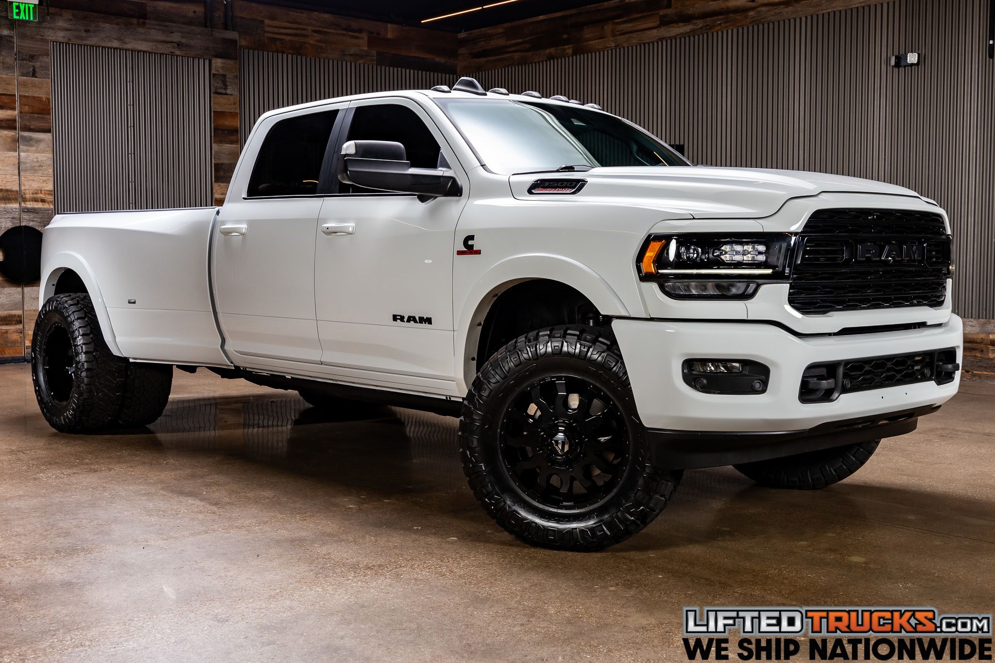 2021 RAM Ram 3500 Pickup Limited's photo