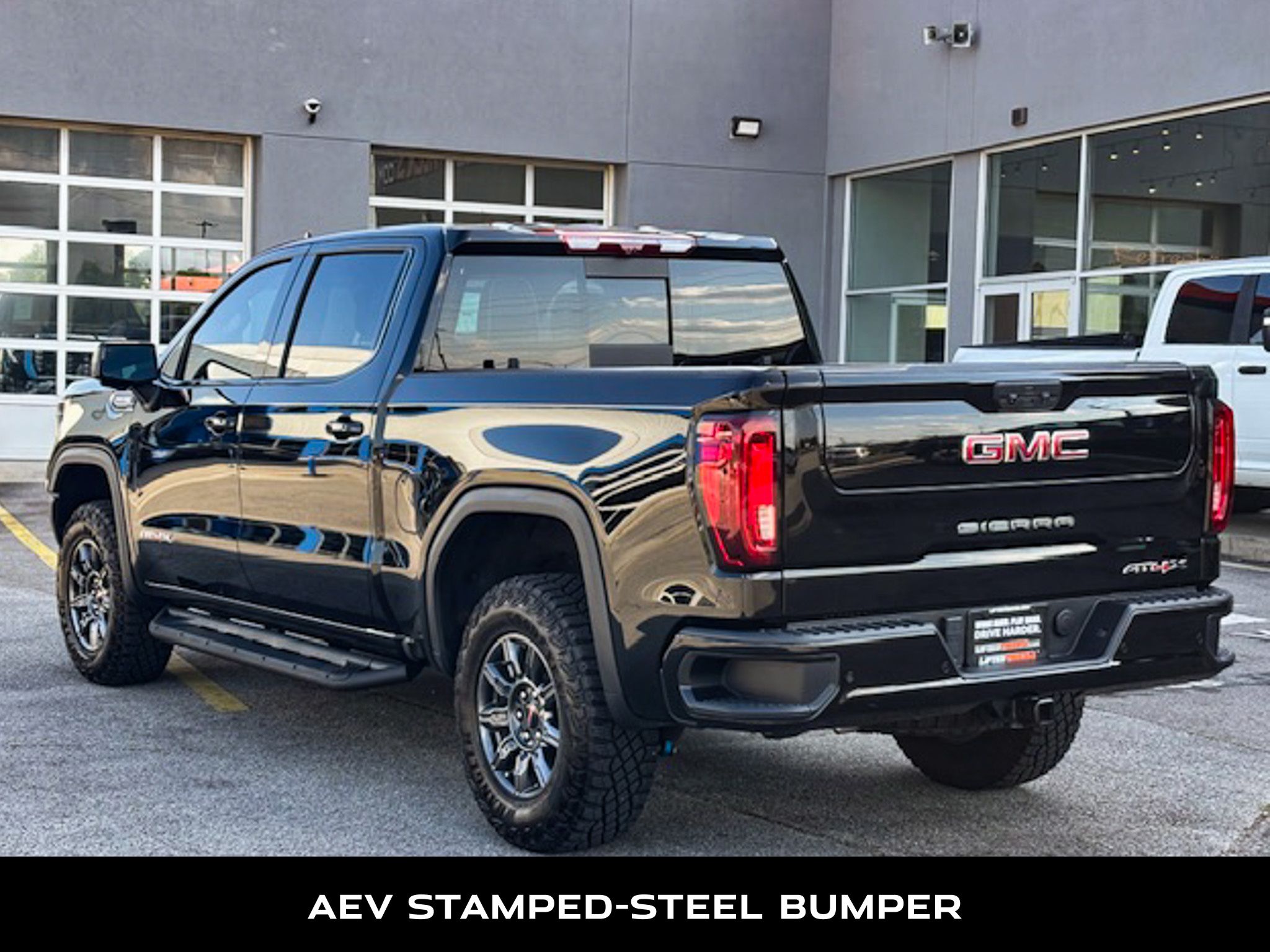 Image 6 of 2024 GMC Sierra 1500 AT4X Truck