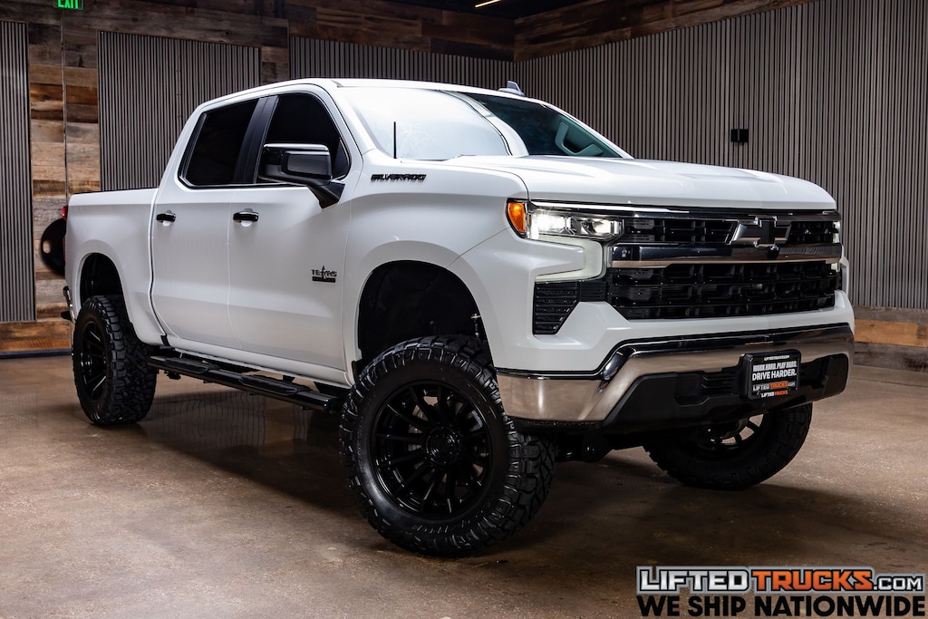 Used 2022 Chevrolet Silverado 1500 LT Truck