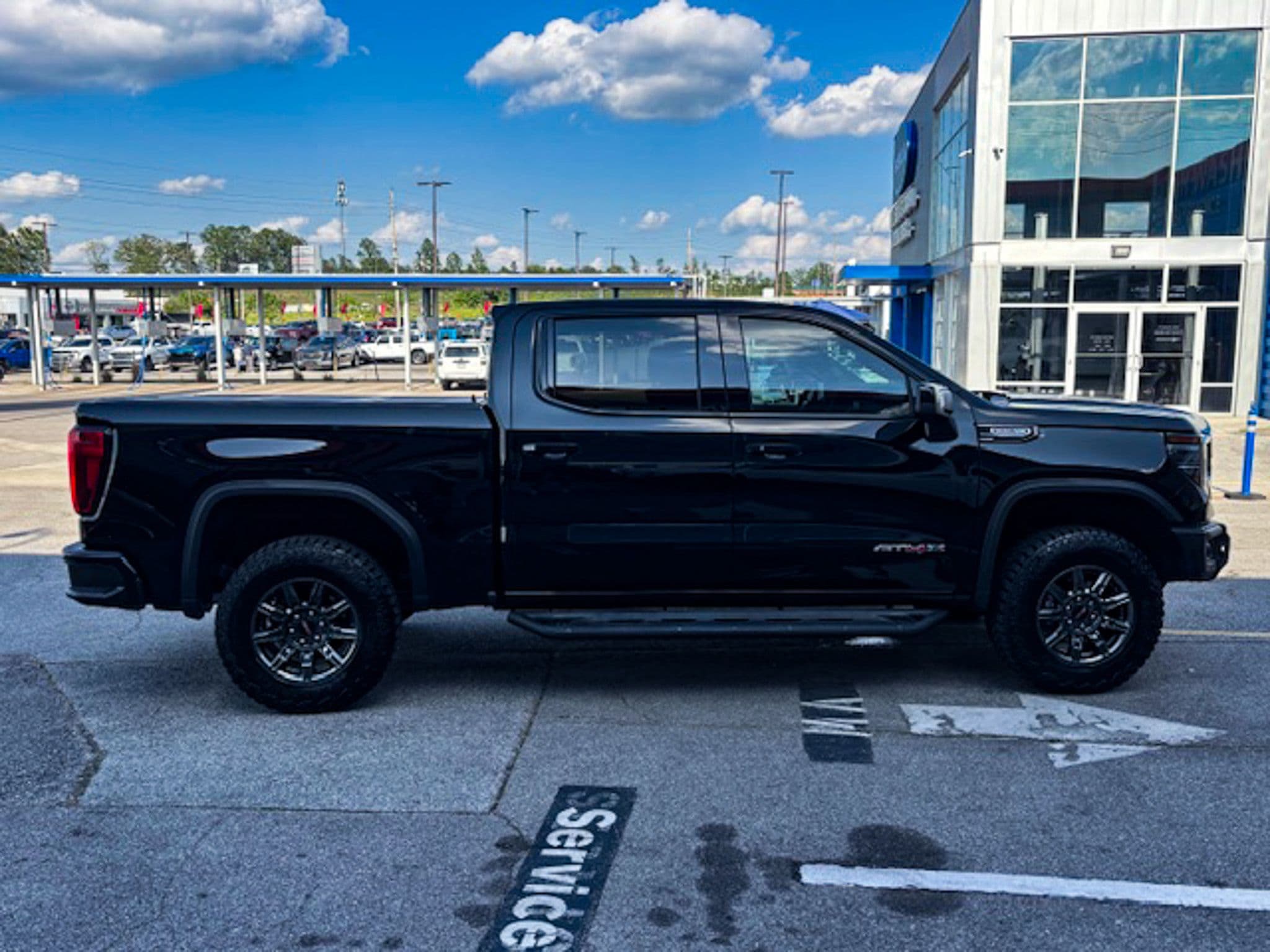 Image 10 of 2024 GMC Sierra 1500 AT4X Truck