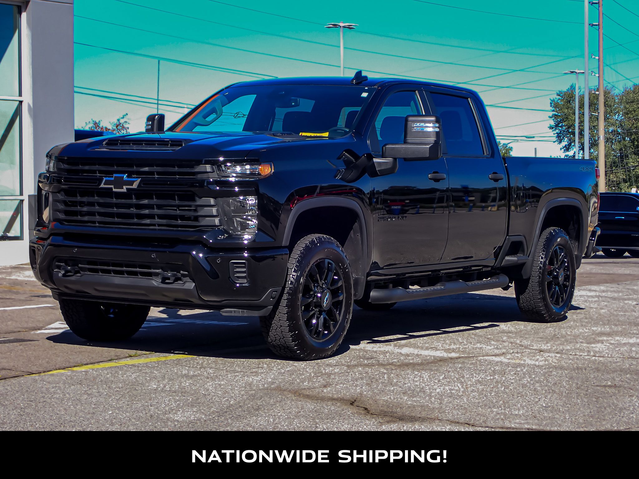 2025 Chevrolet Silverado 2500HD Custom photo 4