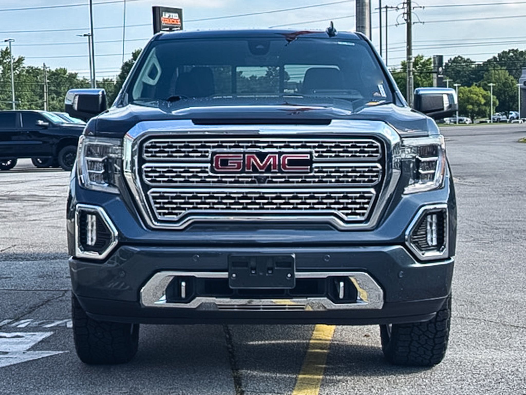 2020 Gmc Sierra 1500 Denali photo 2