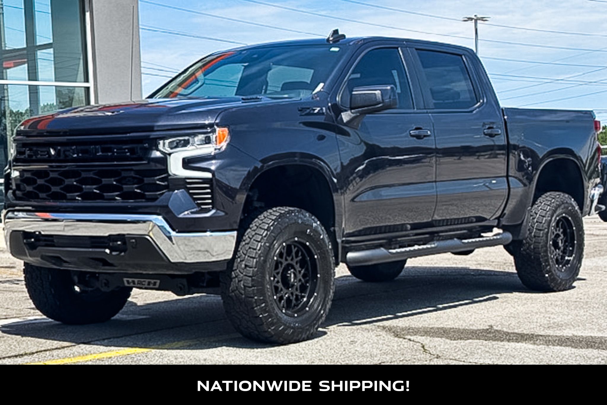 2023 Chevrolet Silverado 1500 LT photo 3
