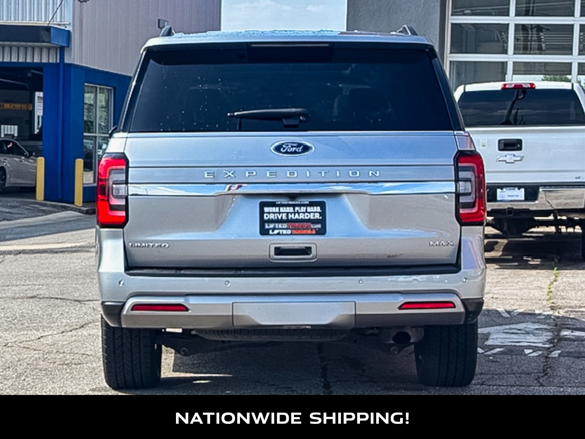 2022 Ford Expedition MAX Limited photo 3
