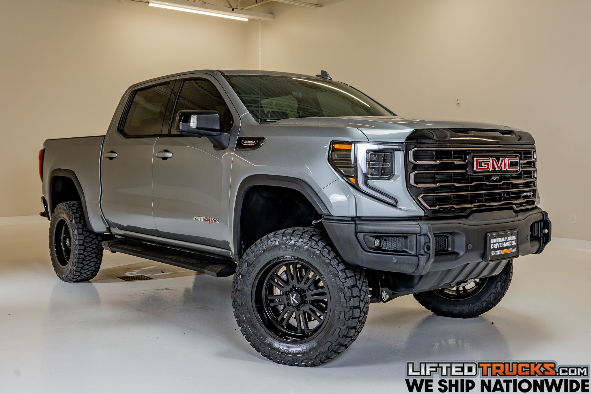 2024 GMC Sierra 4WD Crew Cab Short Box AT4X's photo