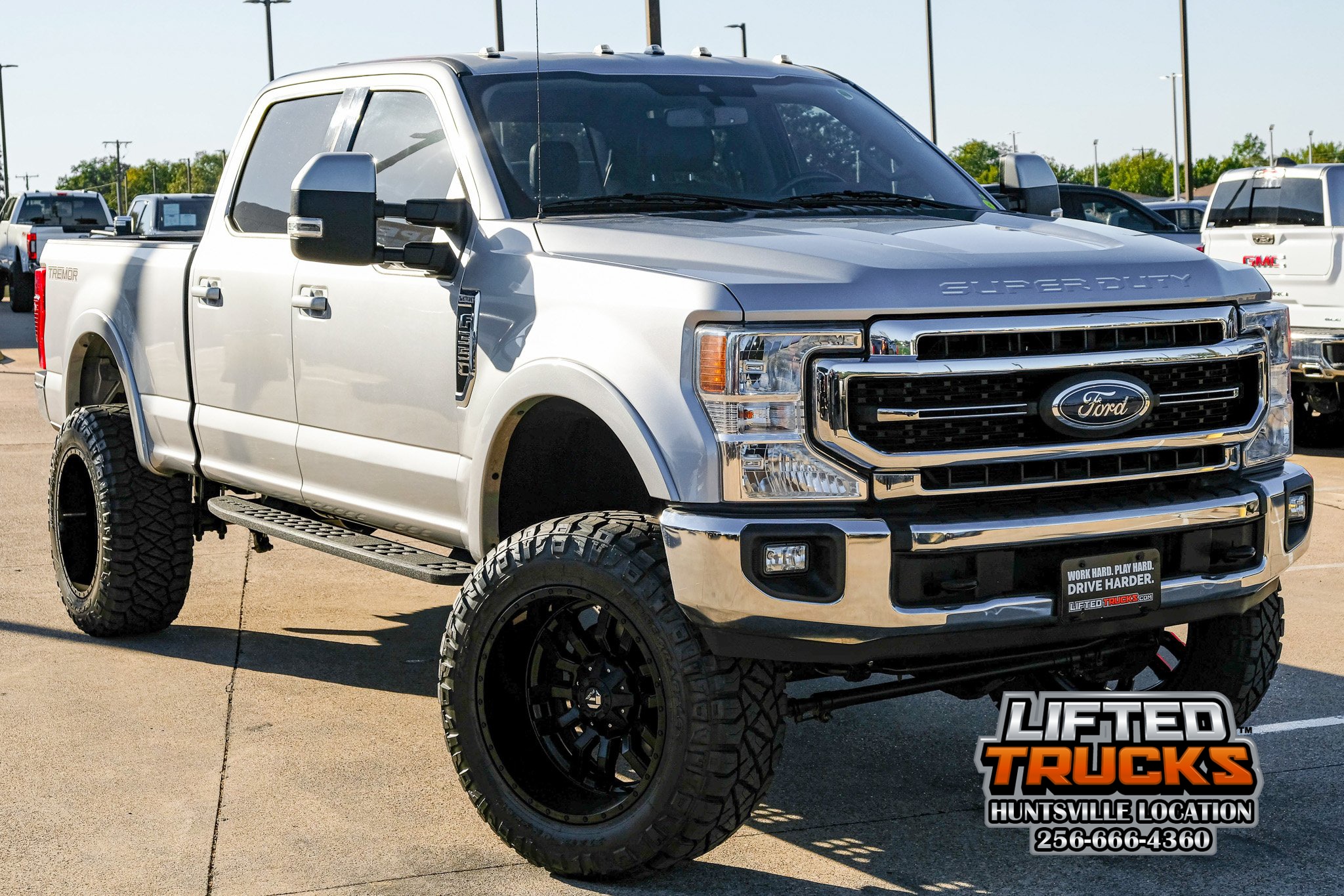 This 2018 Ford F250 custom build moves the 4x4 needle