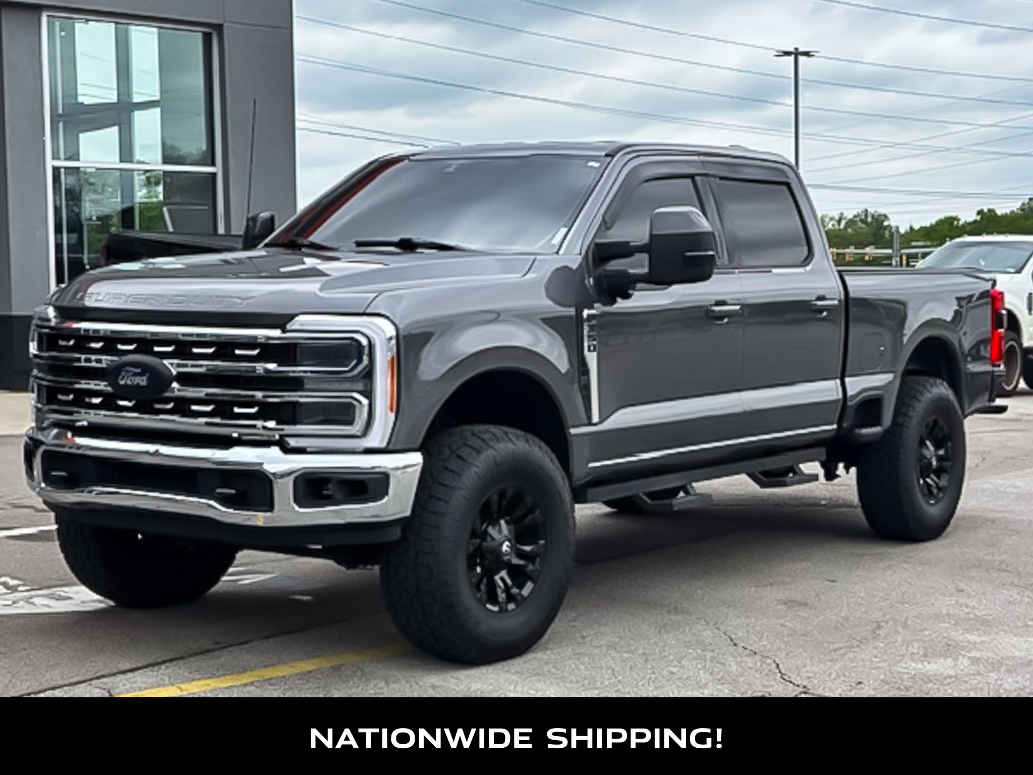 2023 Ford F-350 photo 3