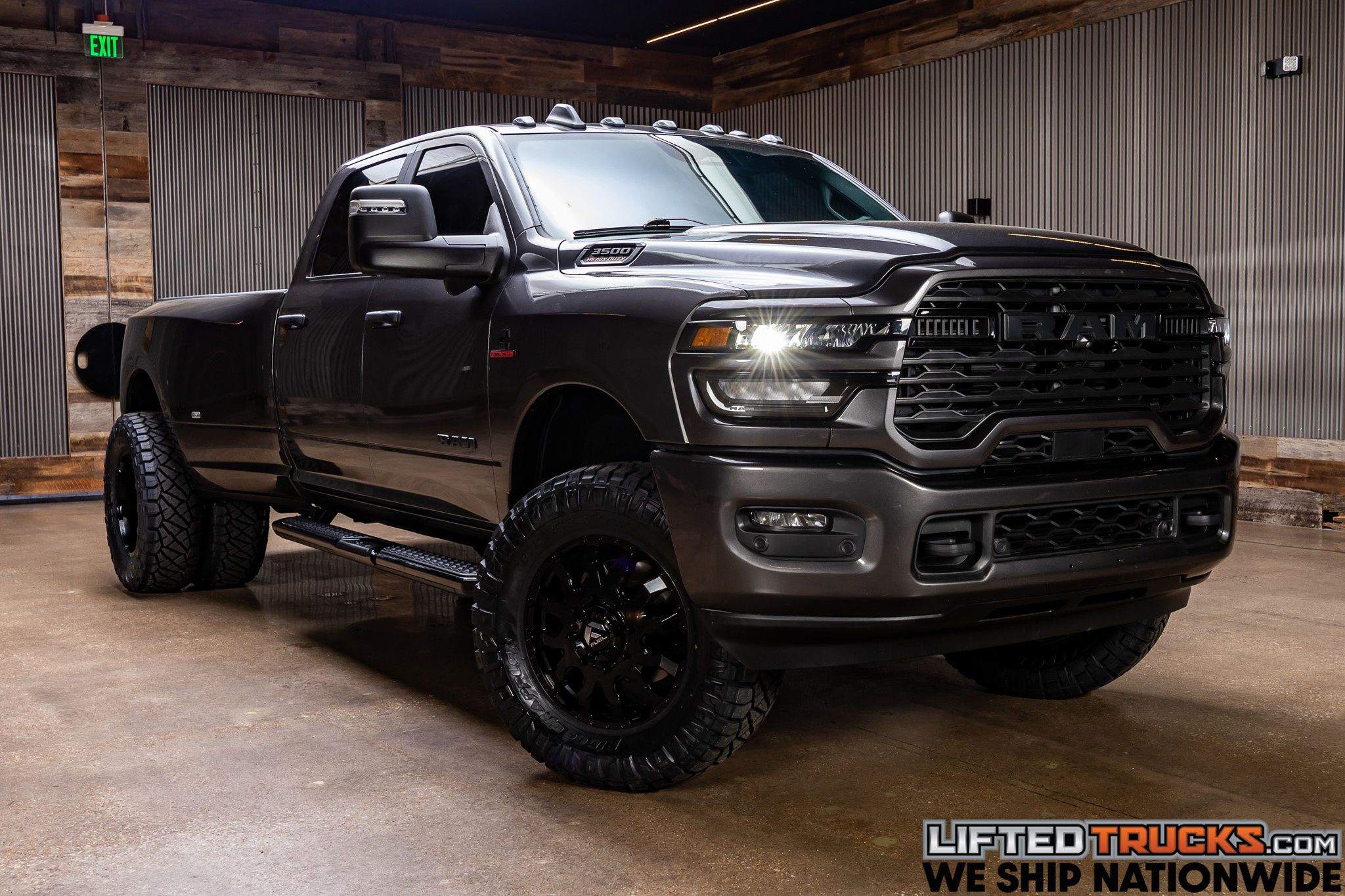 2025 RAM 3500 Big Horn 4X4 Crew Cab LWB's photo