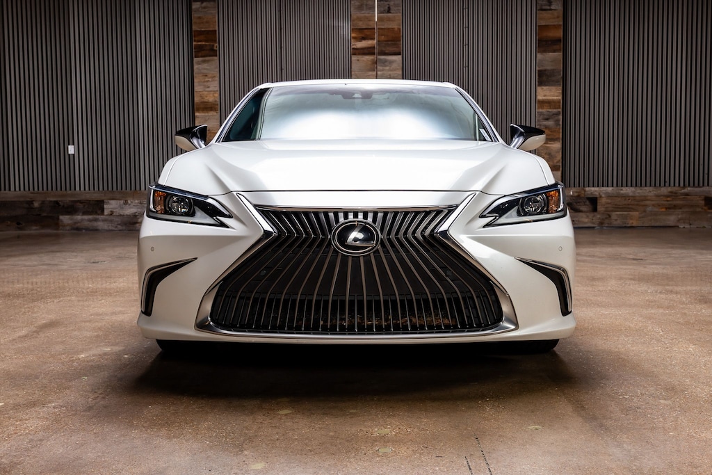 Used 2020 Lexus ES 350 Sedan