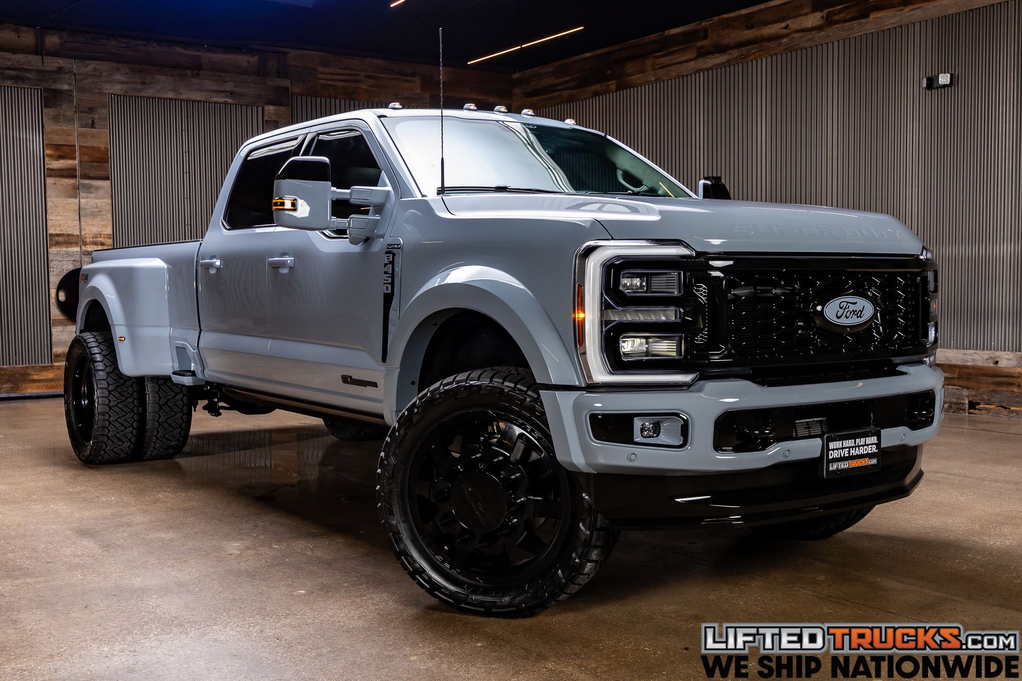 2026 Ford F-450 Platinum 4x4 Crew Cab 8' Box DRW's photo