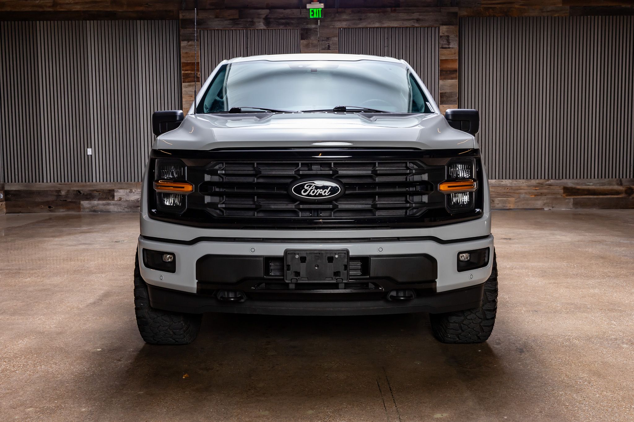 2024 Ford F-150 XLT photo 2