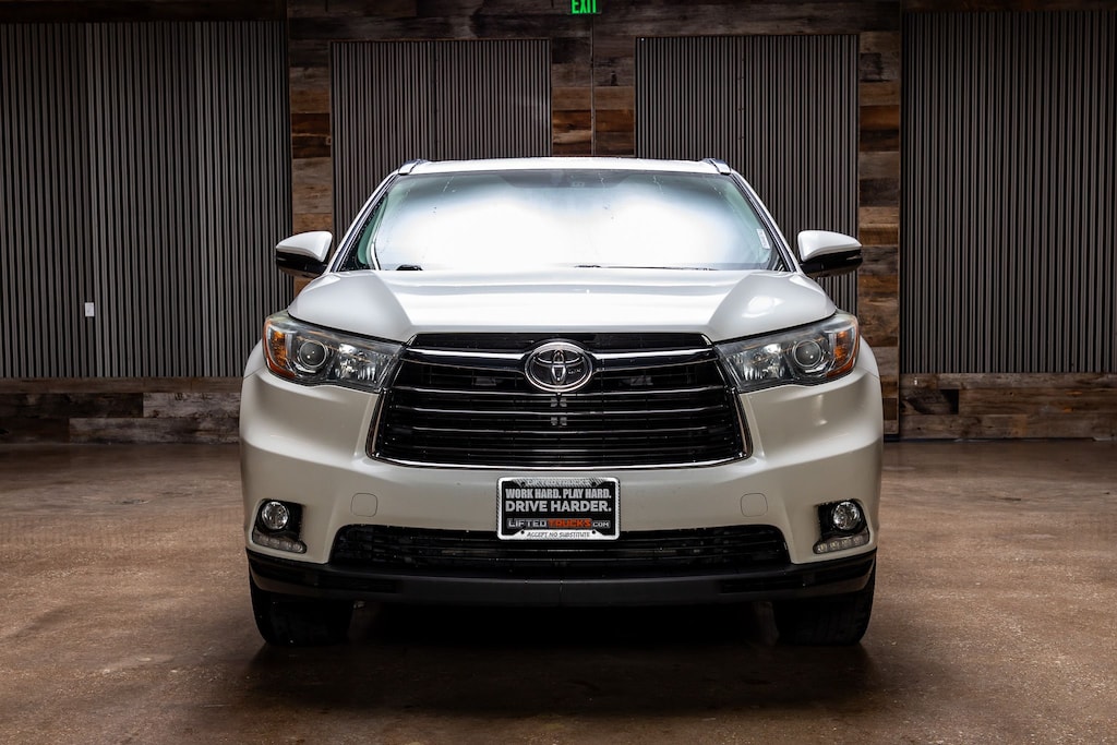 Used 2016 Toyota Highlander Limited SUV