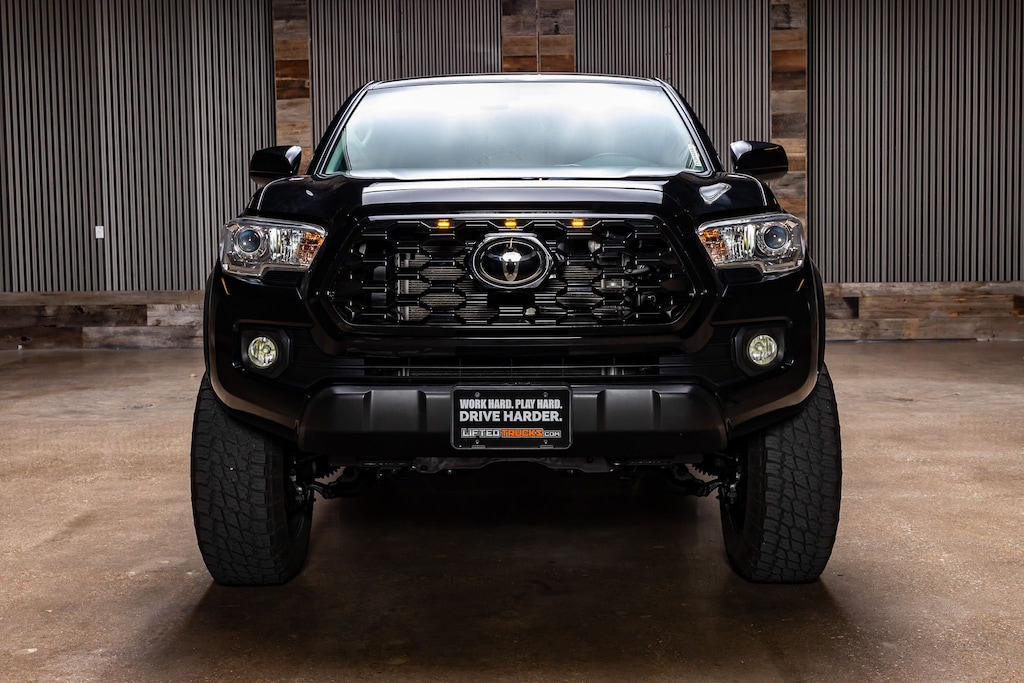 Used 2020 Toyota Tacoma SR5 Truck