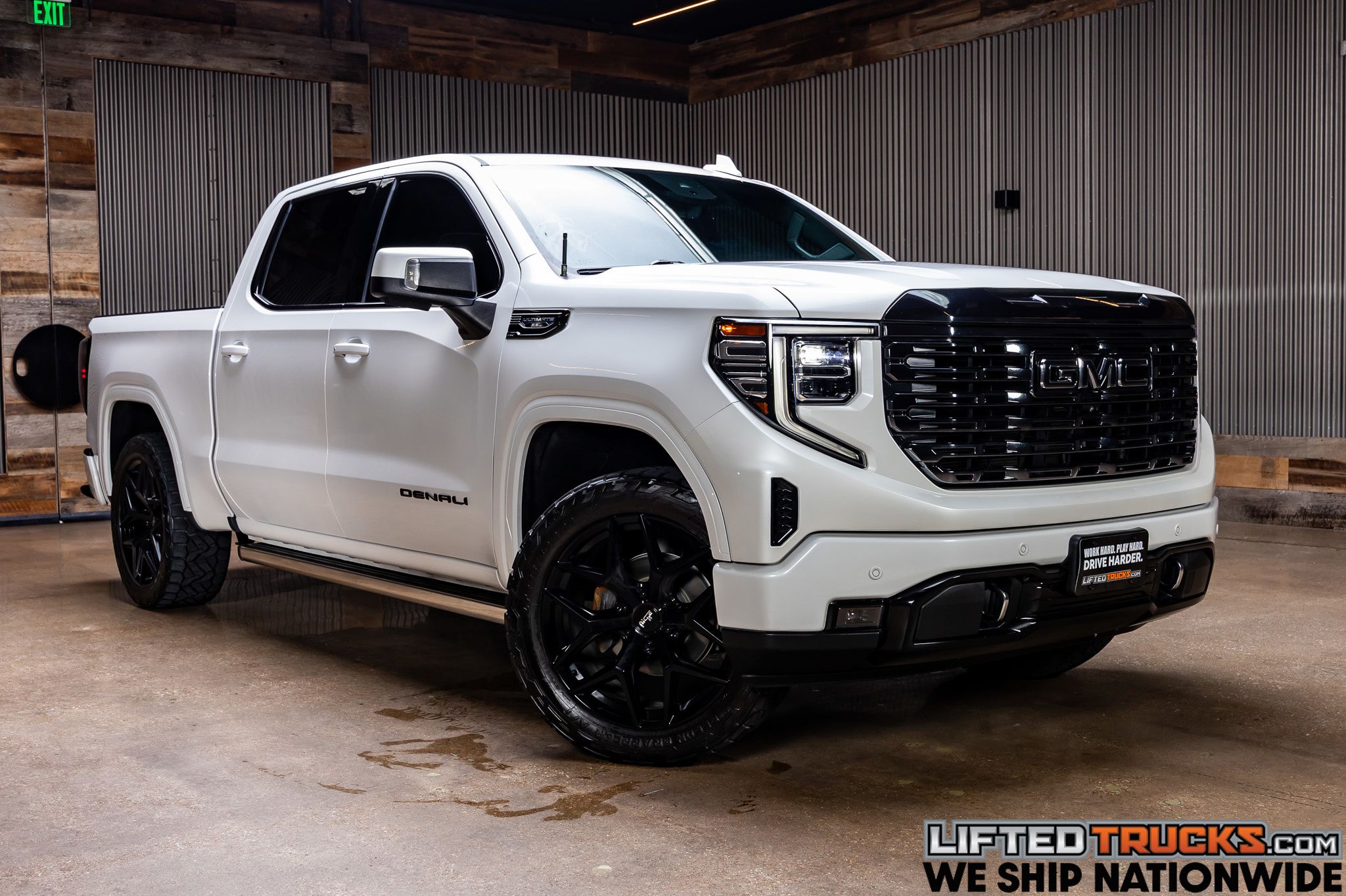 2023 GMC Sierra 4WD Crew Cab Short Box Denali Ultimate's photo