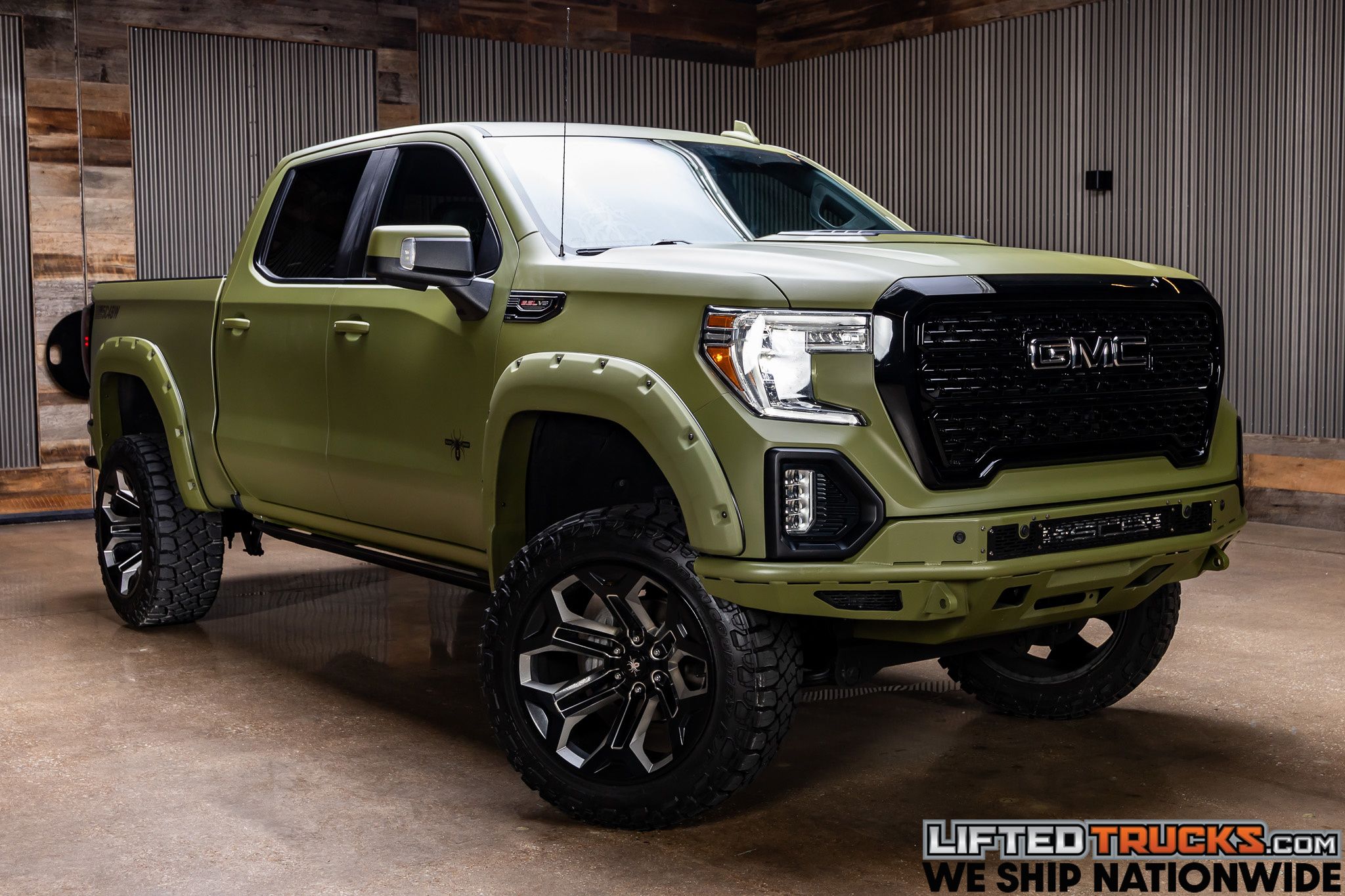 2021 GMC Sierra 4WD Crew Cab Short Box AT4's photo