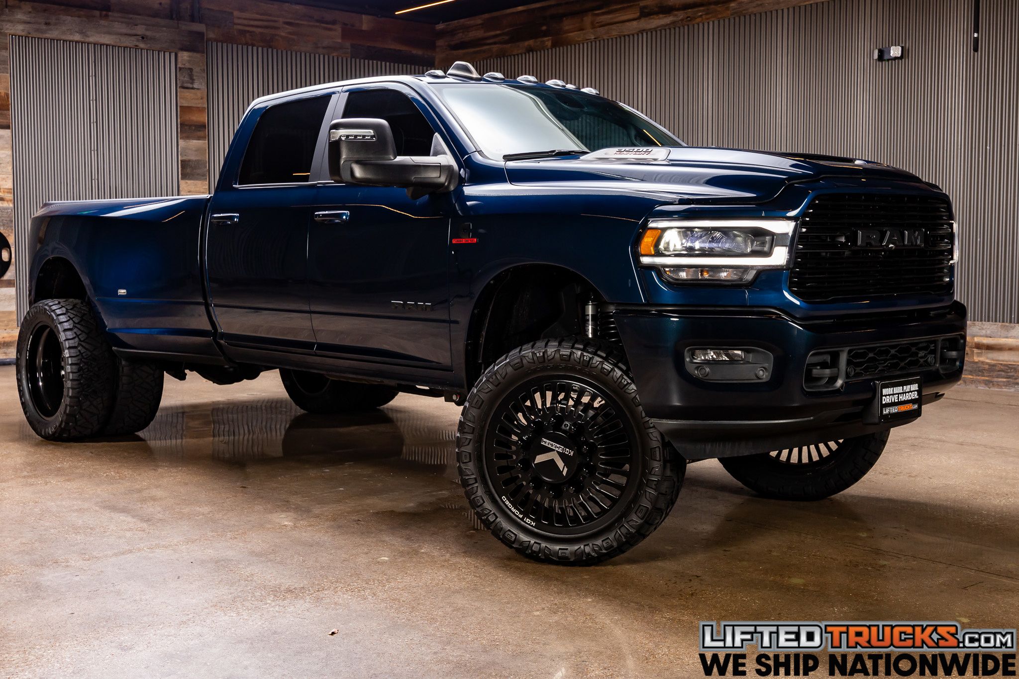 2024 RAM Ram 3500 Pickup Laramie's photo