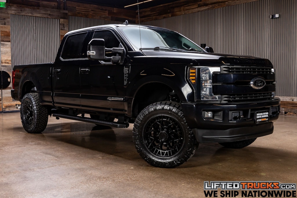 Used 2019 Ford F-250SD Lariat Truck