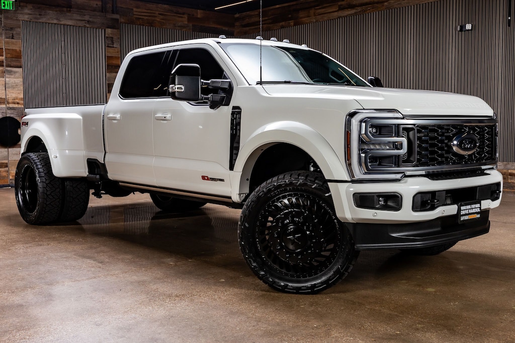 Used 2025 Ford F-450SD Platinum Truck