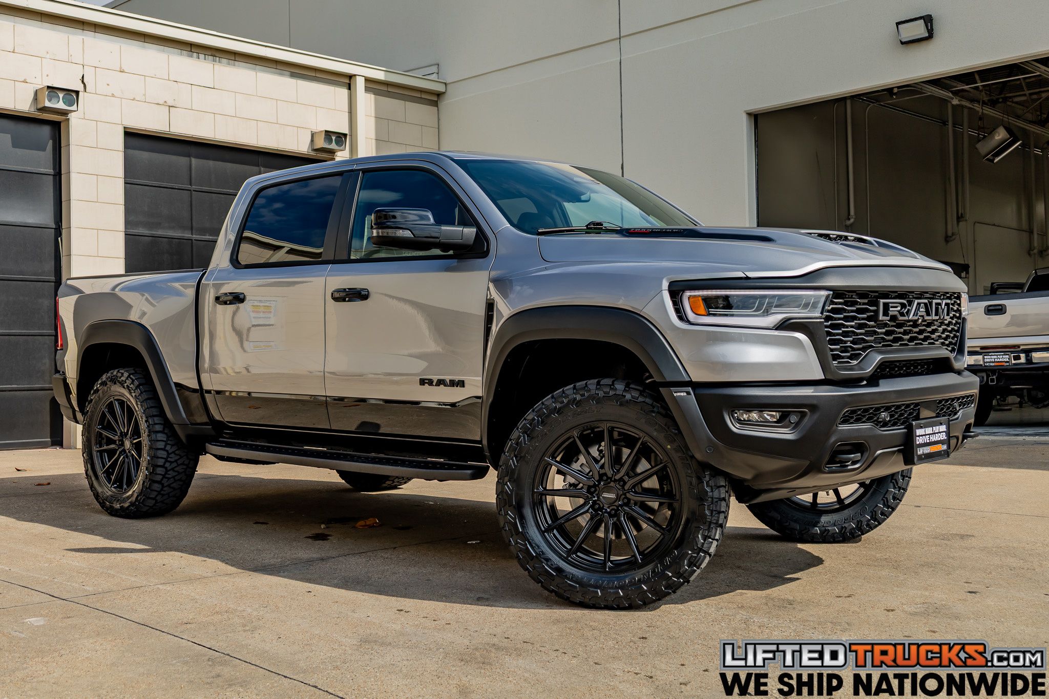 2026 RAM 1500 RHO 4x4 Crew Cab 5'7's photo