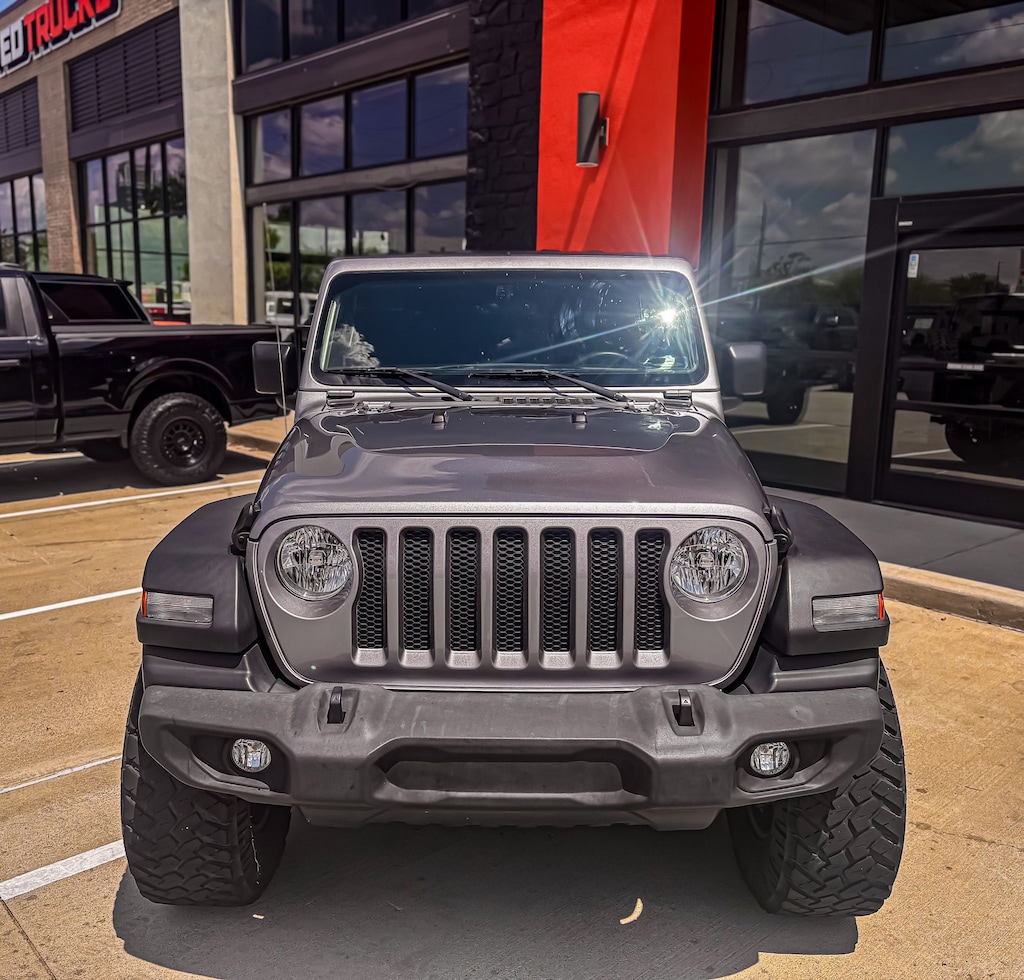 Used 2018 Jeep Wrangler Unlimited Sport SUV