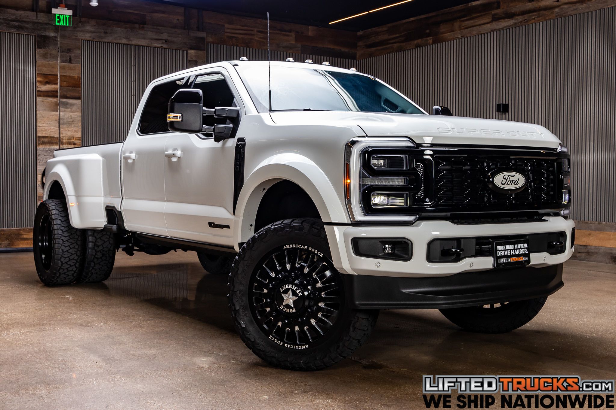 2025 Ford F-450 Platinum 4x4 Crew Cab 8' Box DRW's photo