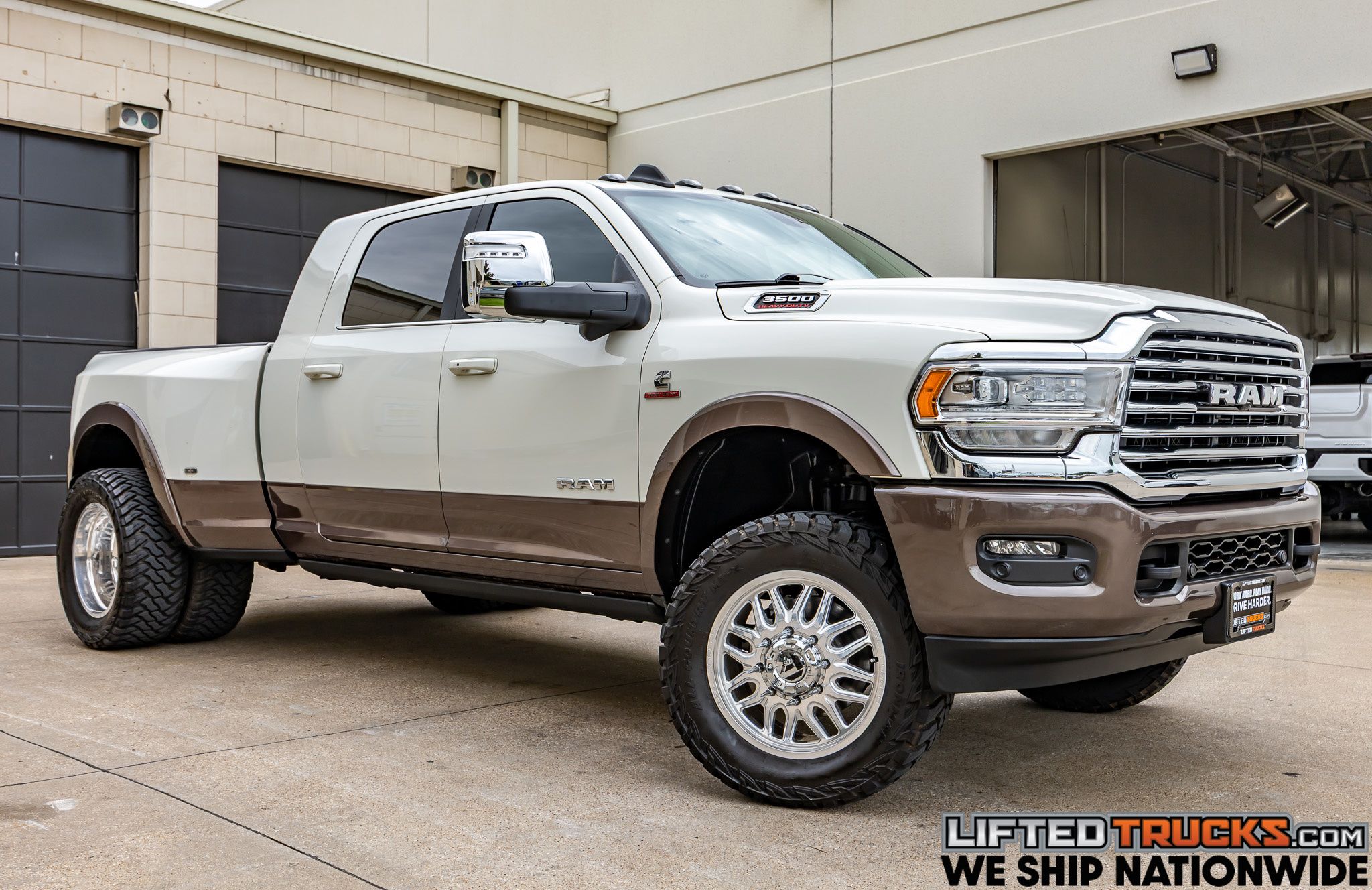 Pearl White 2024 RAM 3500 Pickup Truck Four-Wheel Drive 6-Speed Automatic