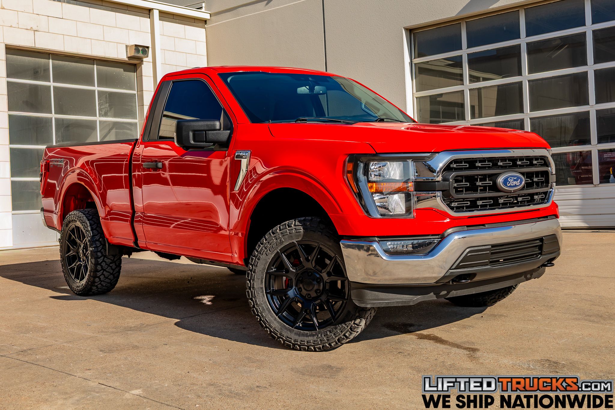 2023 Ford F-150 XLT Regular Cab 4WD