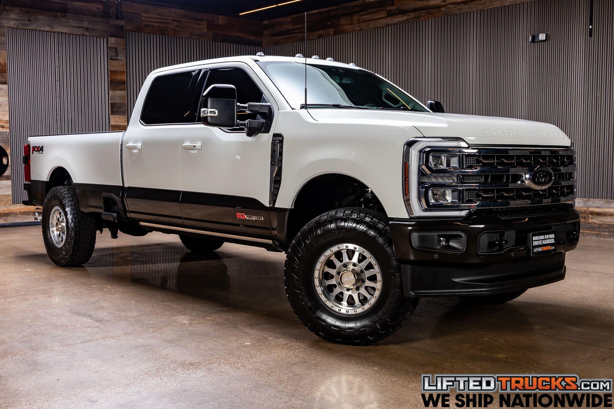2025 Ford F-350 Super Duty King Ranch's photo