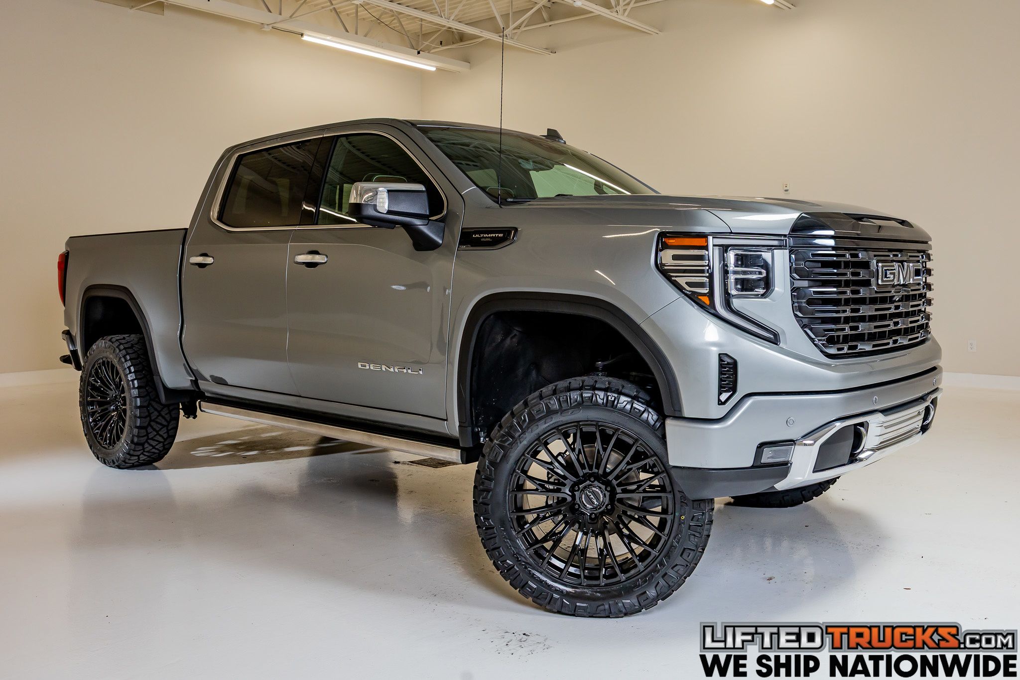 2023 GMC Sierra 4WD Crew Cab Short Box Denali Ultimate's photo