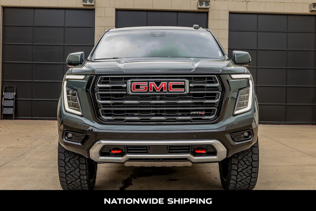 Used 2025 GMC Yukon AT4 SUV