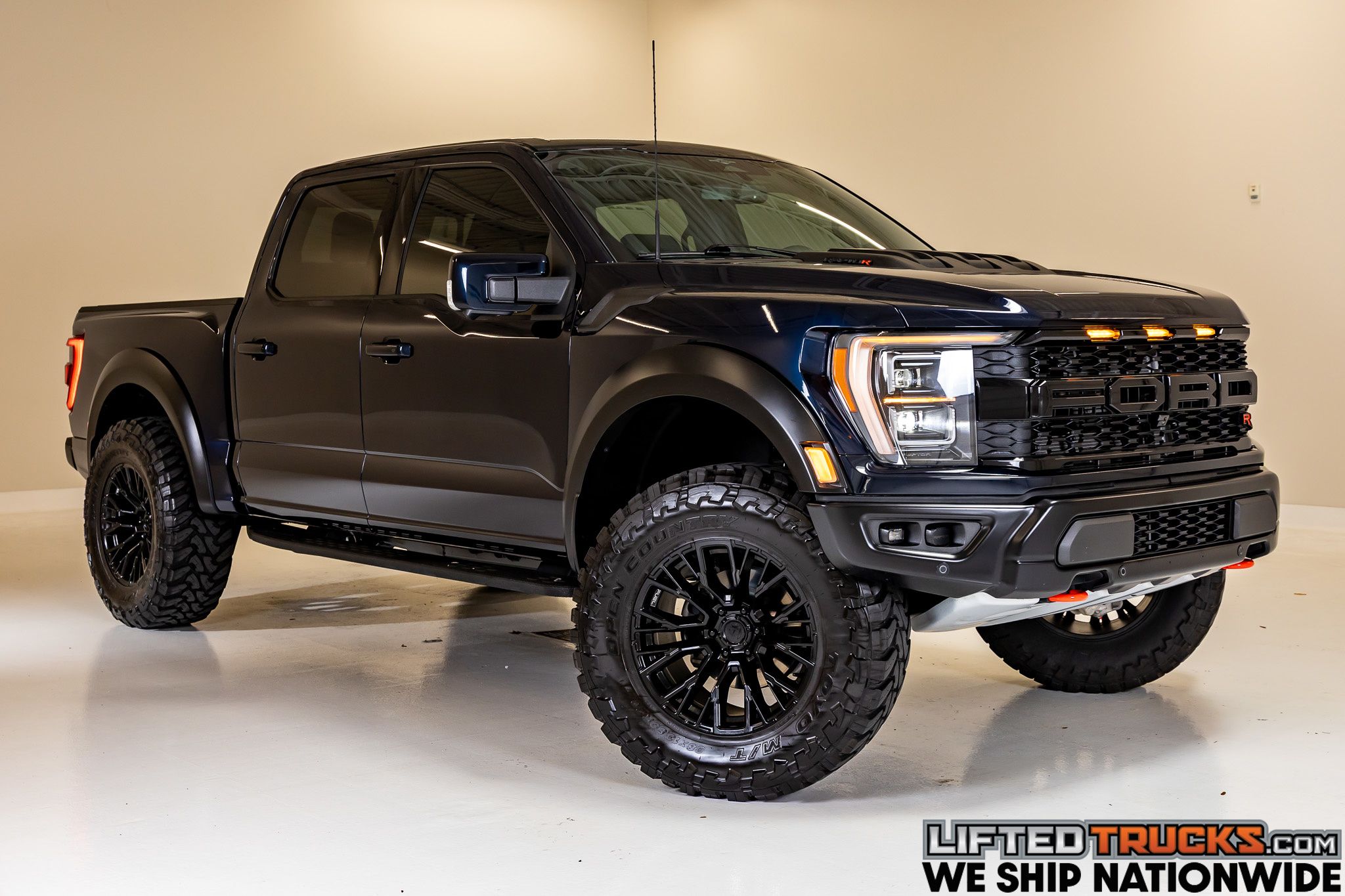 2023 Ford F-150 Raptor 4x4 SuperCrew 5-1/2 Box's photo